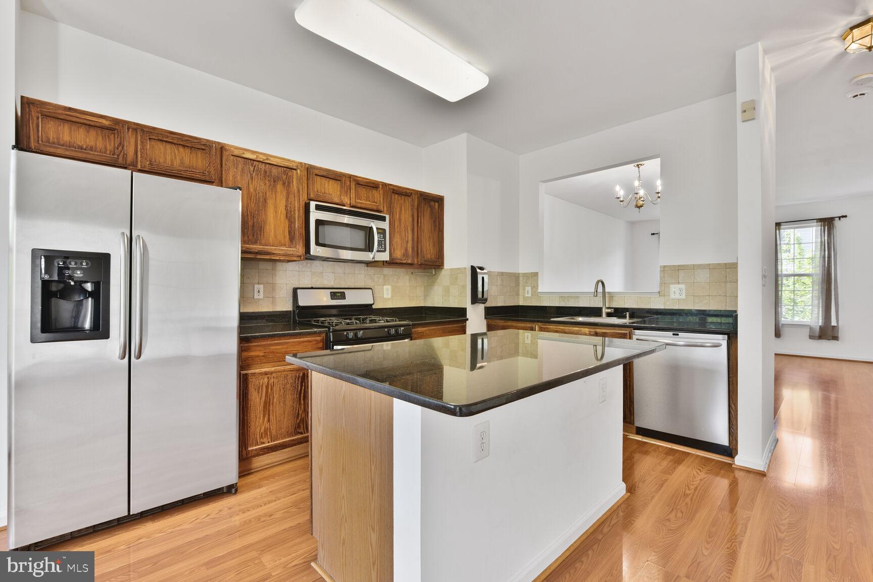 TRAILSIDE - Residential