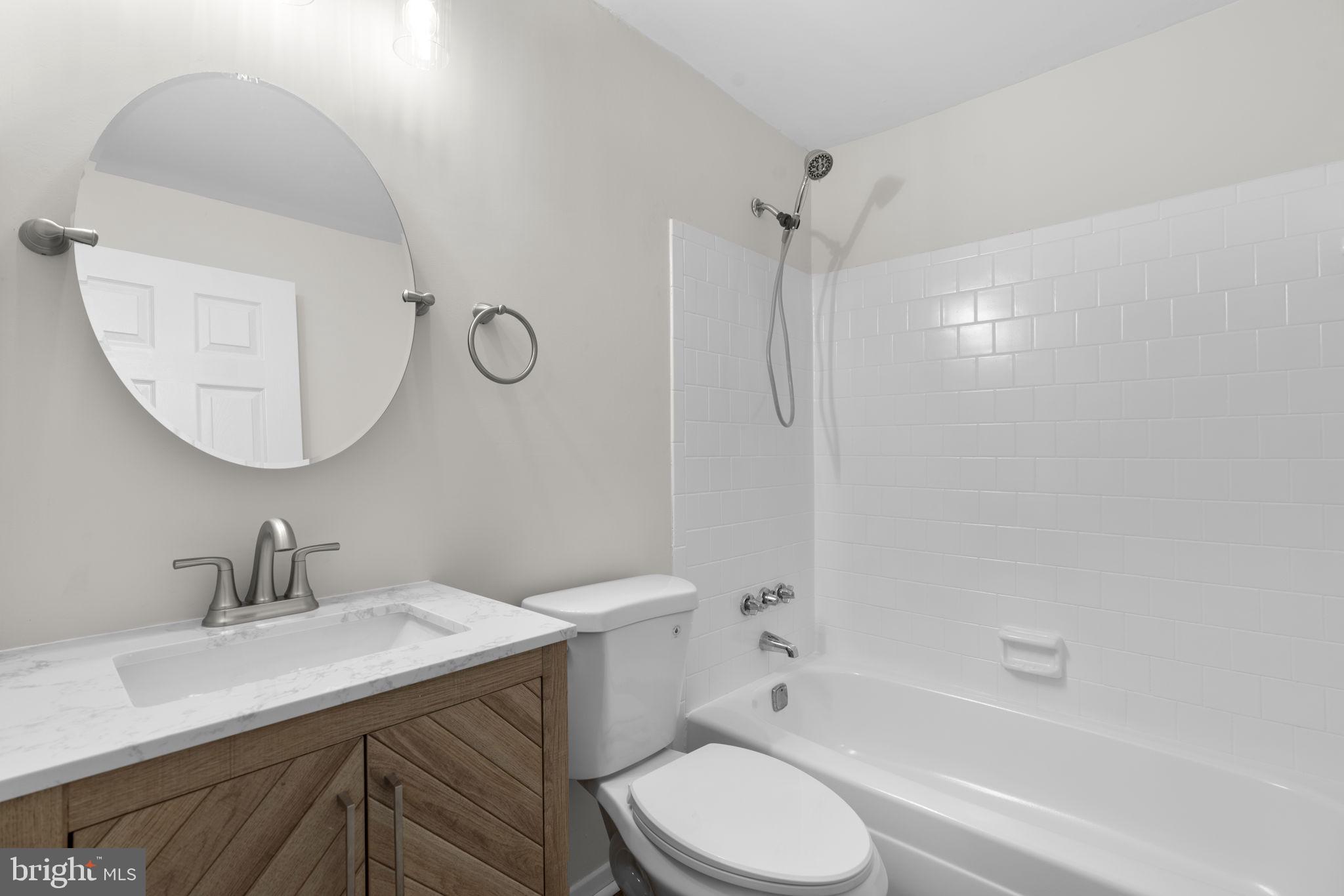 VILLAGE OF OWEN BROWN - Residential