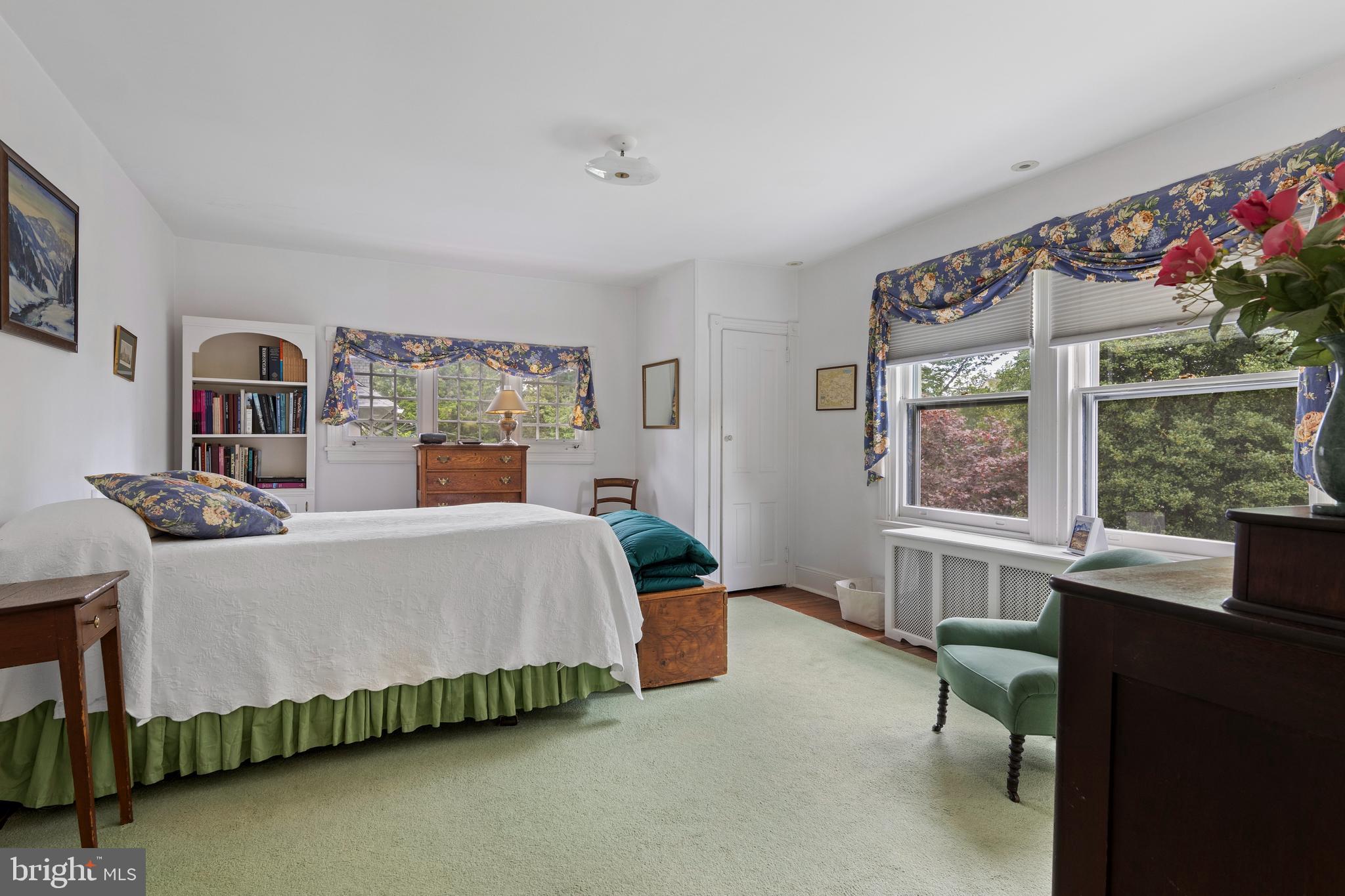 SOUTH WAYNE - Residential