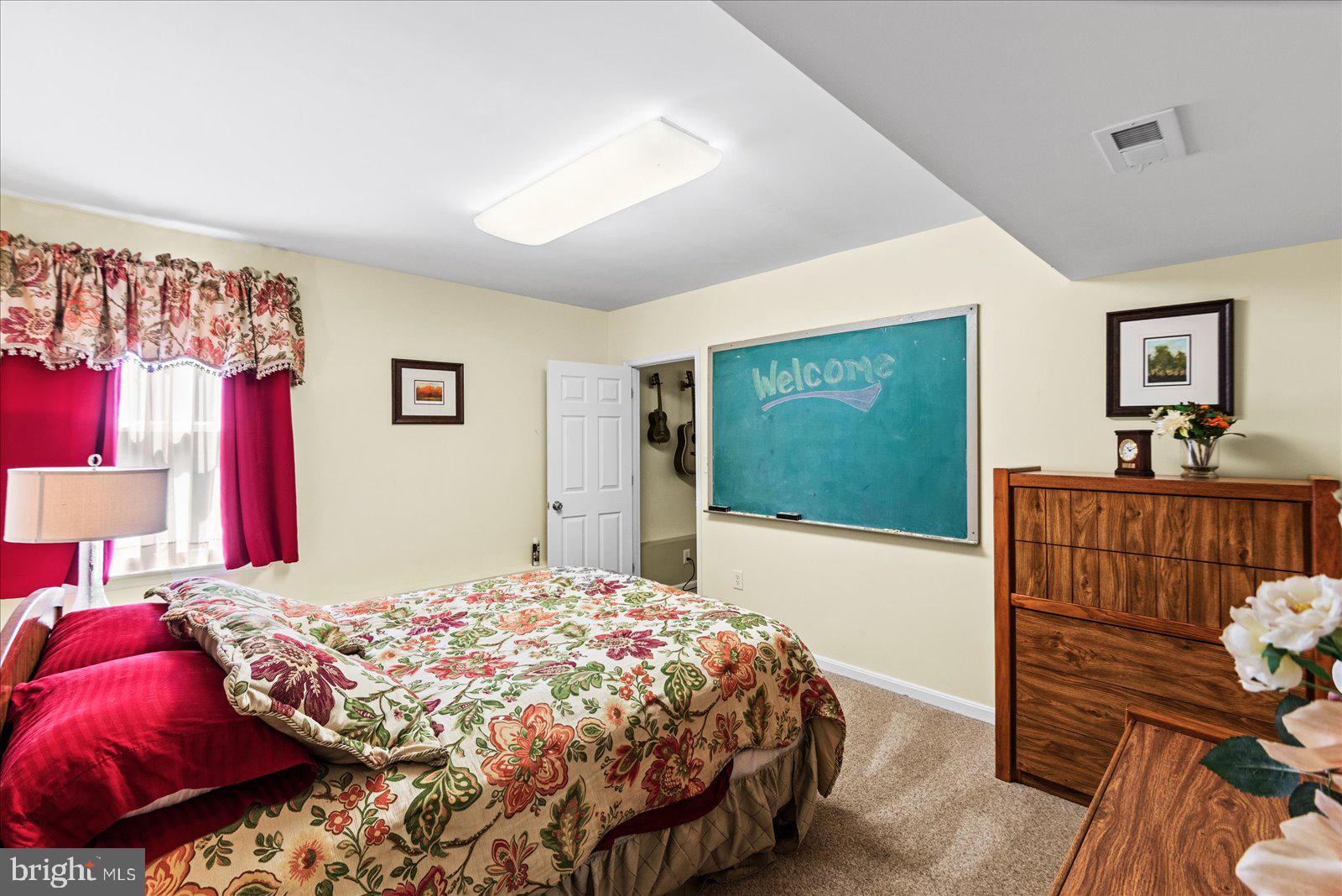 RIVERSIDE MEADOWS - Residential