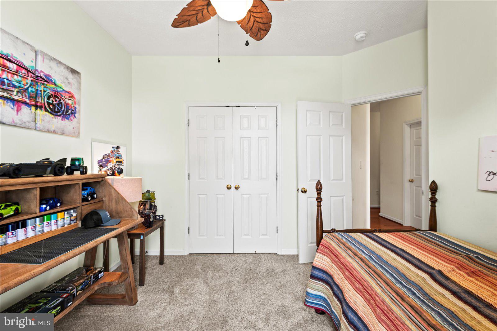 RIVERSIDE MEADOWS - Residential