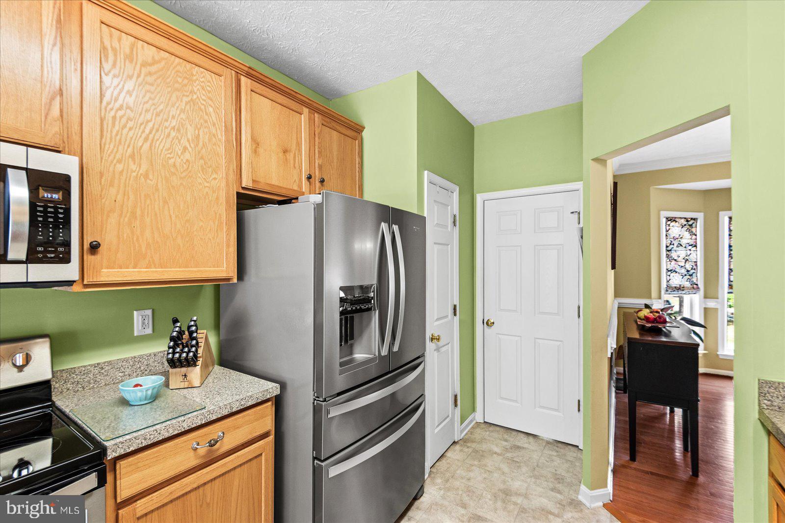 RIVERSIDE MEADOWS - Residential