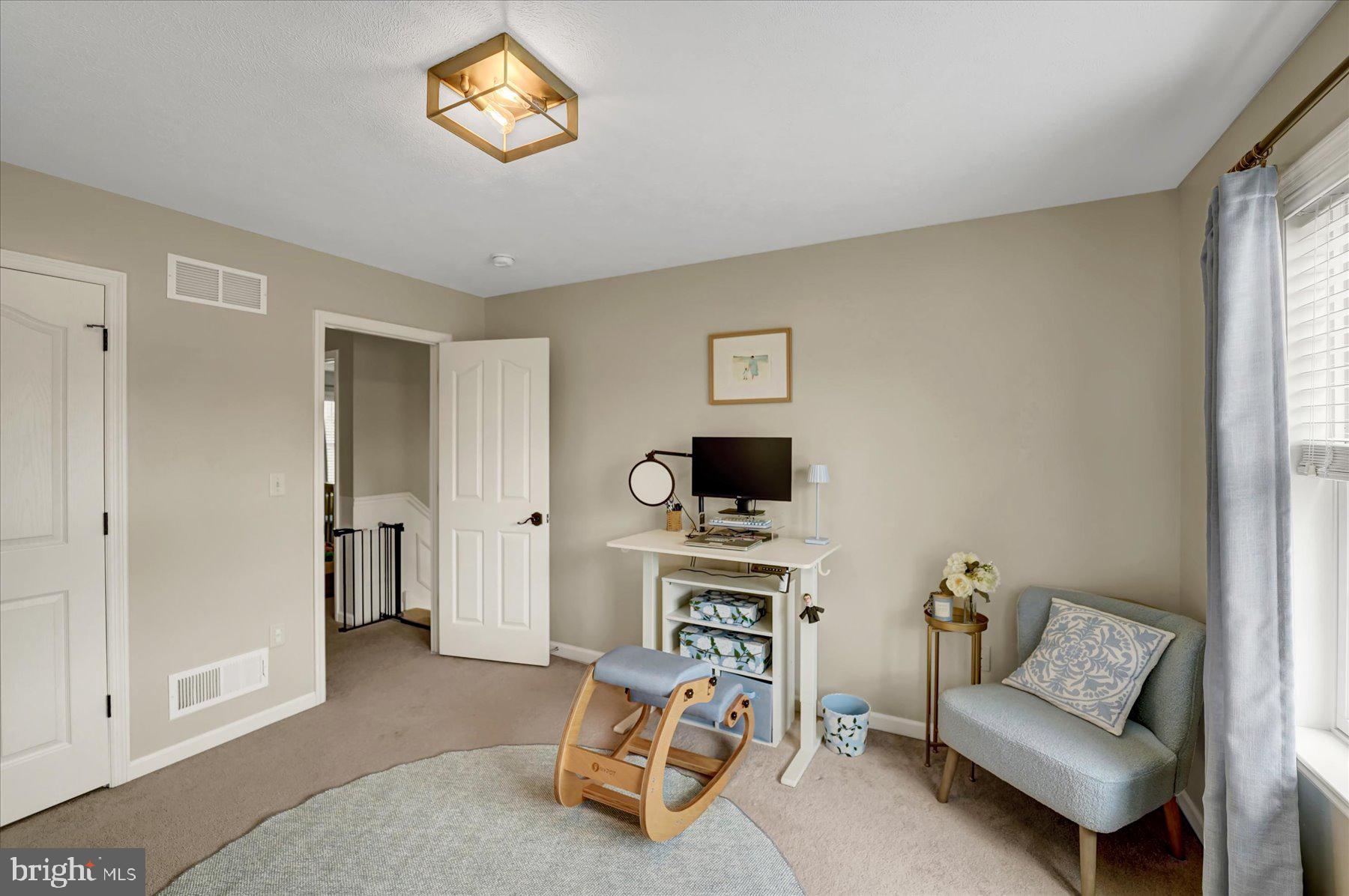 FOREST HEIGHTS - Residential