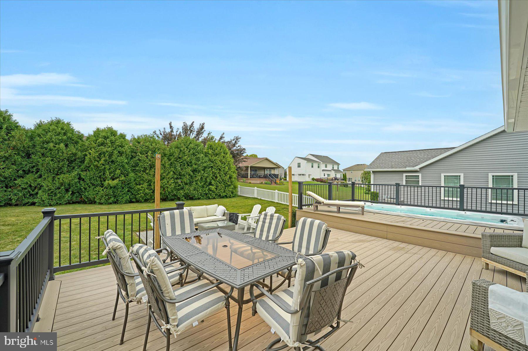 FOREST HEIGHTS - Residential