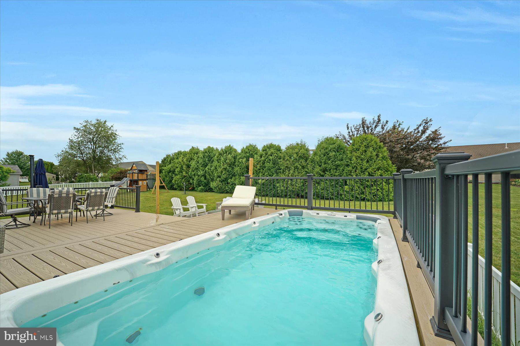 FOREST HEIGHTS - Residential