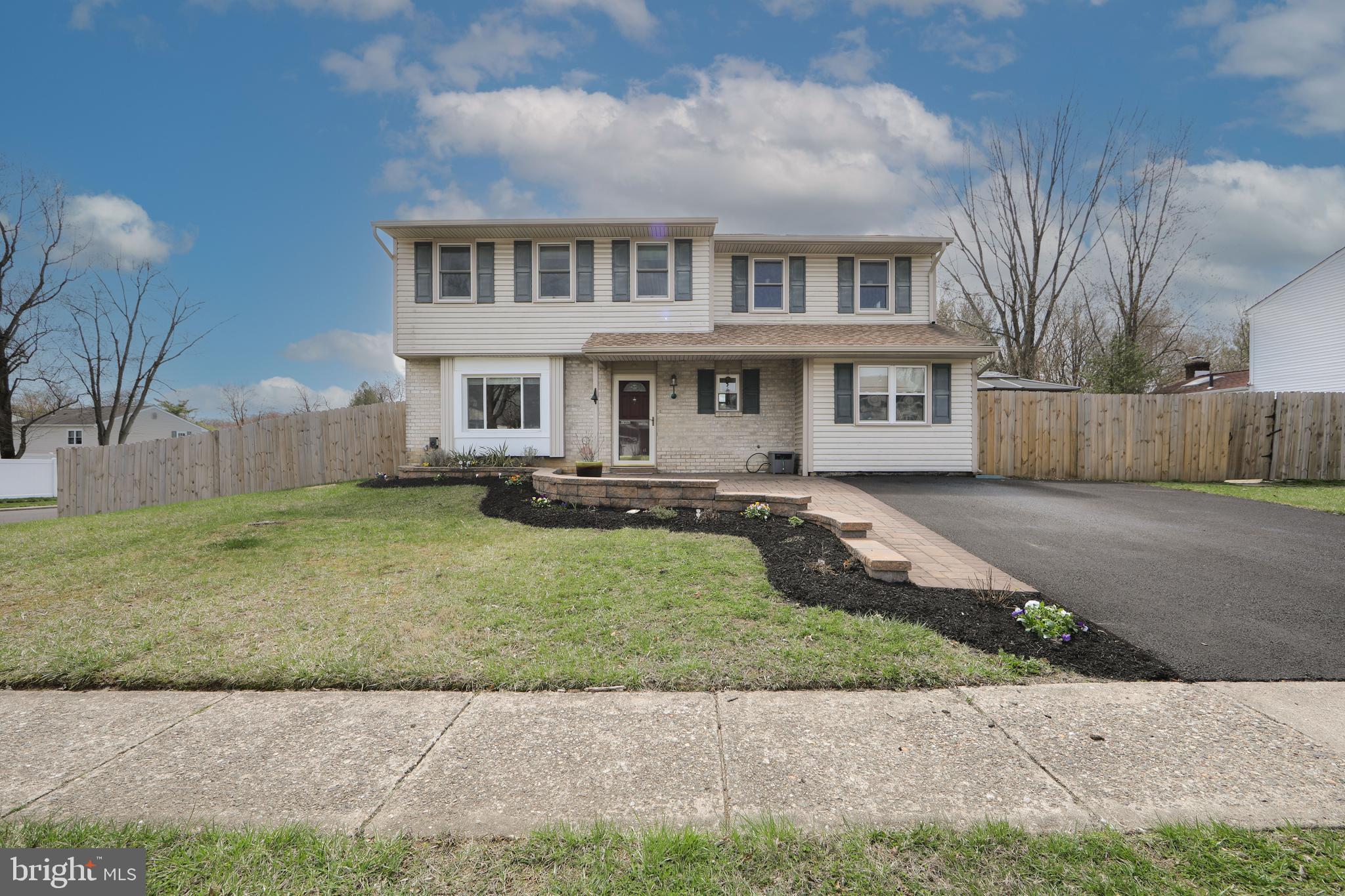 SALEM POINT - Residential