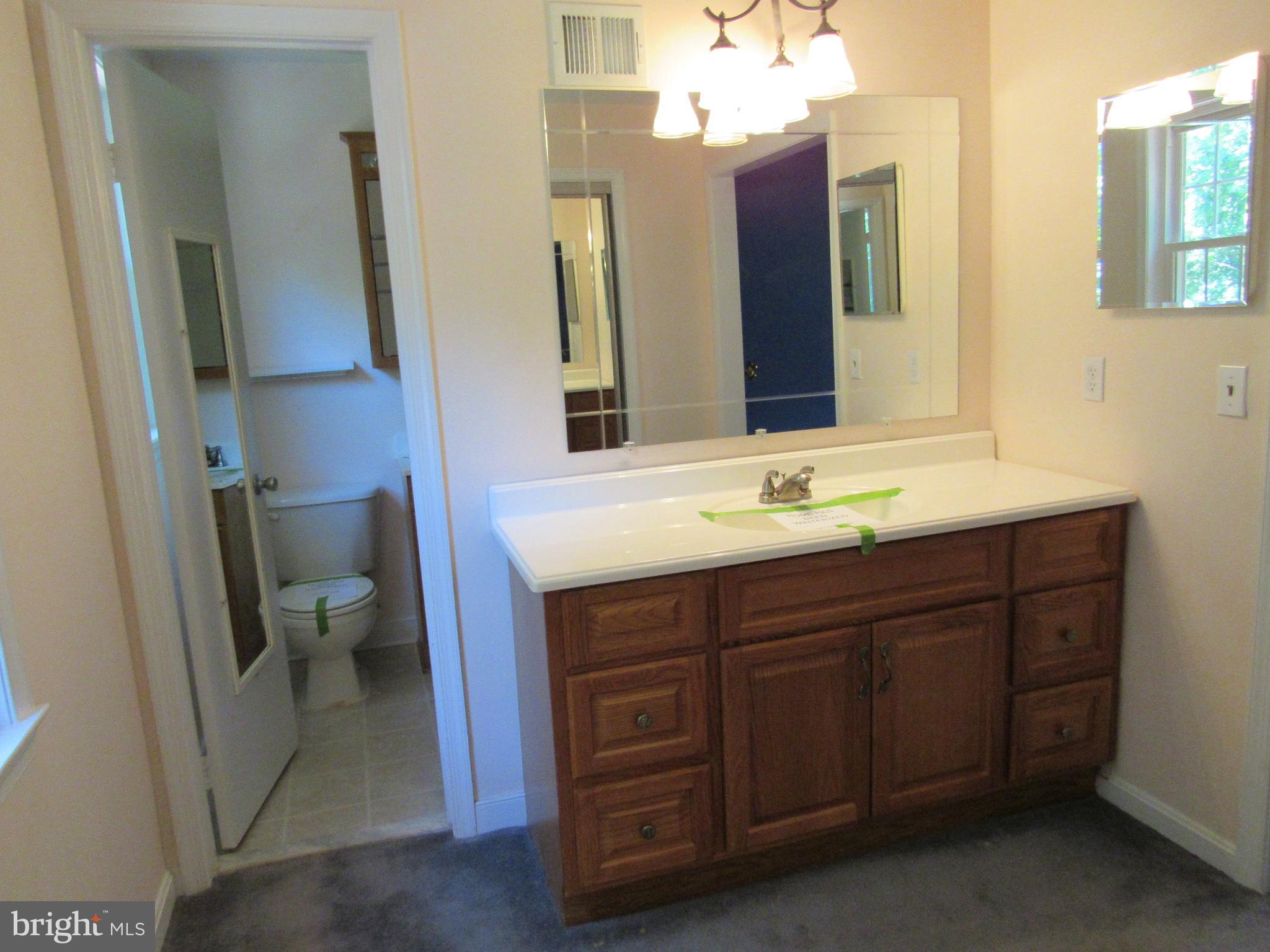 COUNTRY CLUB/LAKE MONTCLAIR - Residential