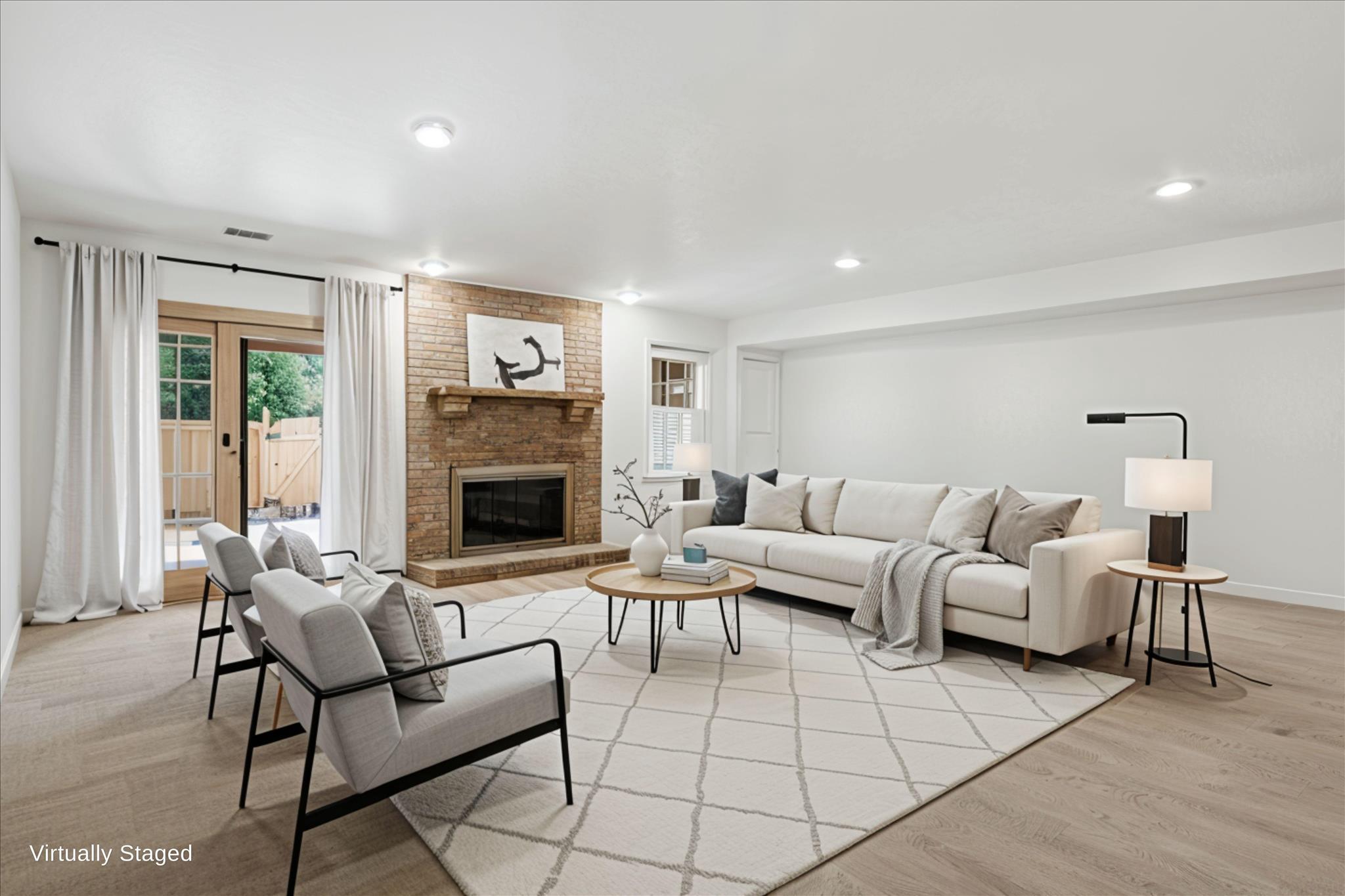 KINGSTOWNE - Residential