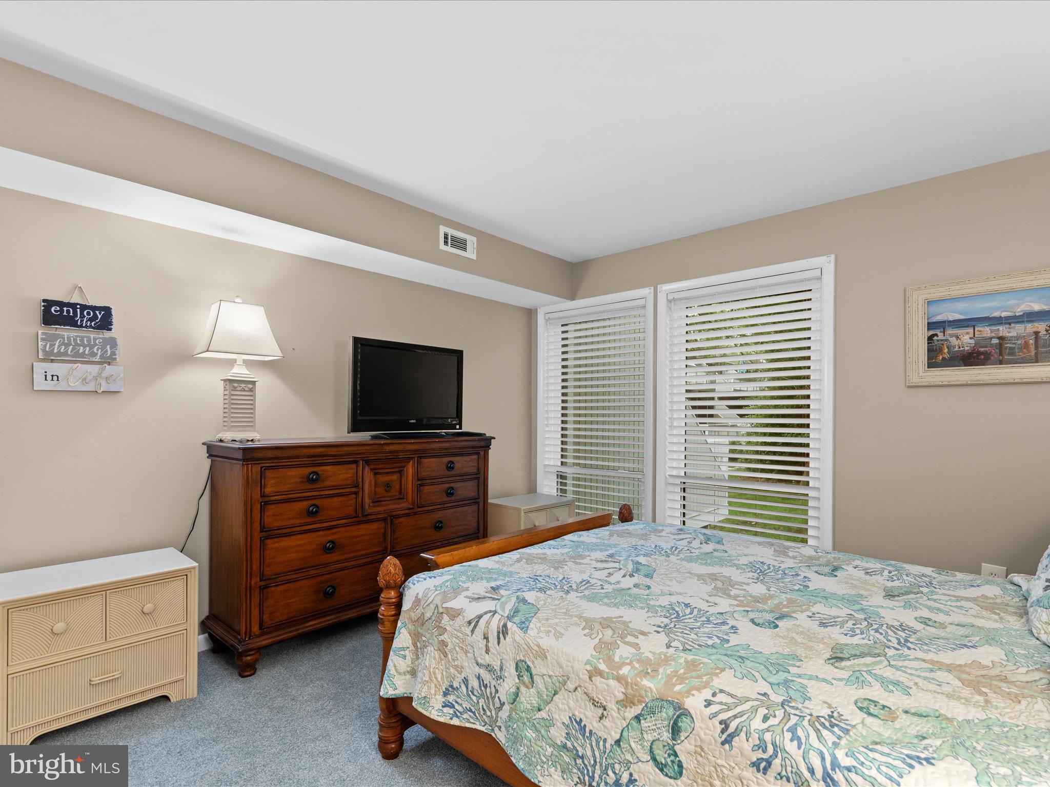 SEA COLONY WEST - Residential