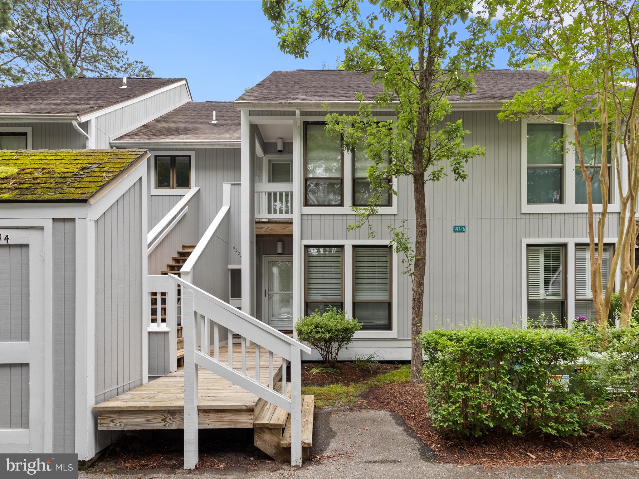 SEA COLONY WEST - Residential