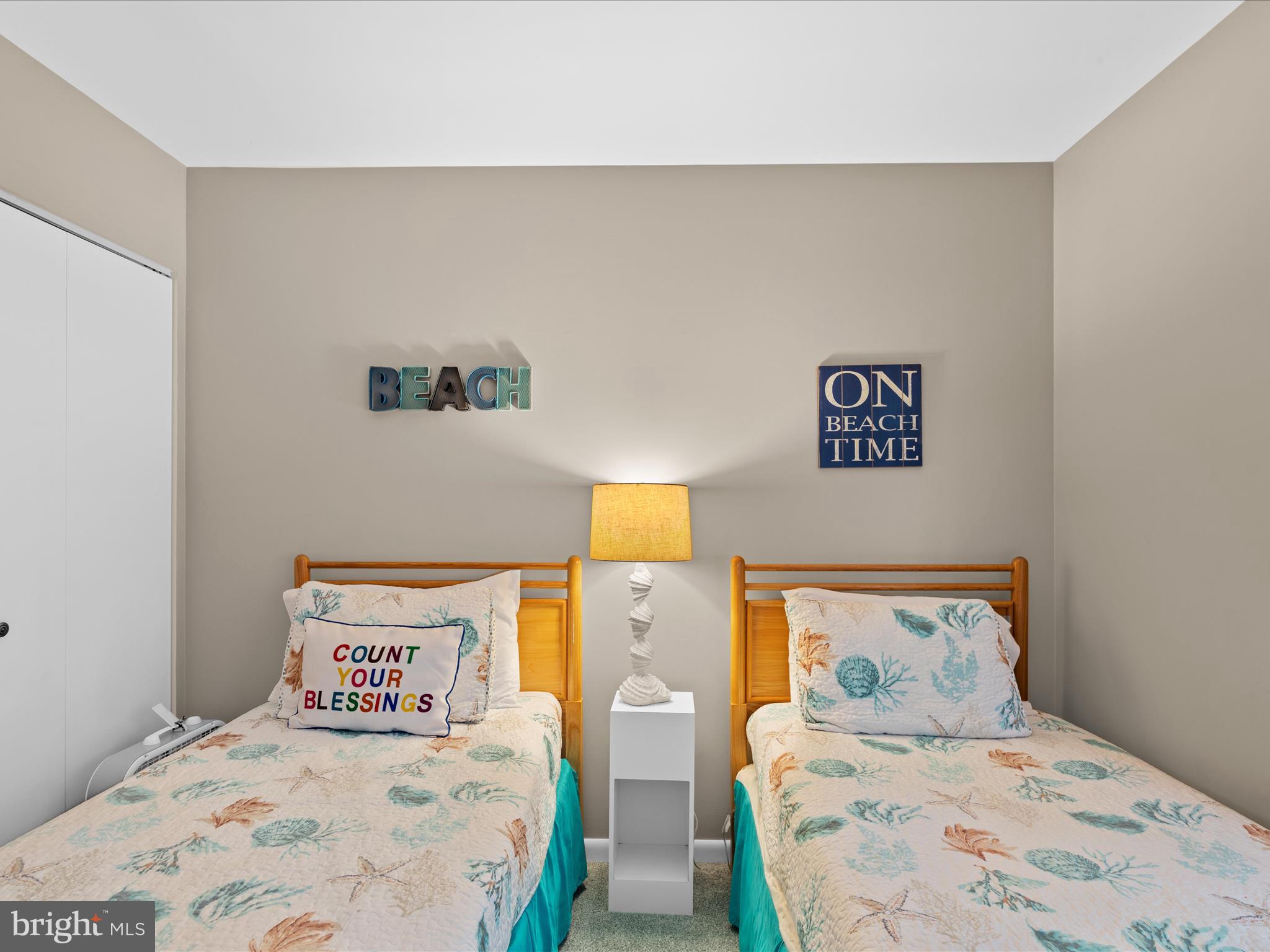 SEA COLONY WEST - Residential