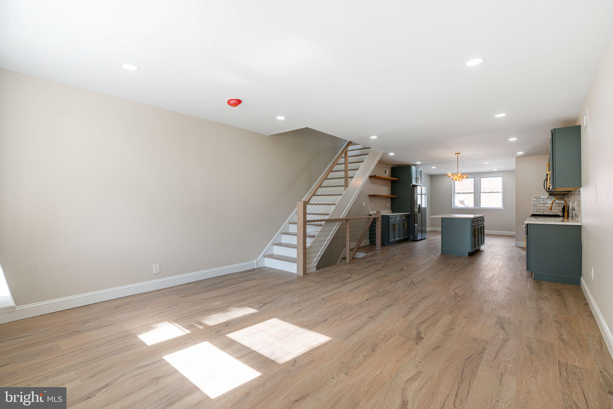 WEST OAK LANE - Residential