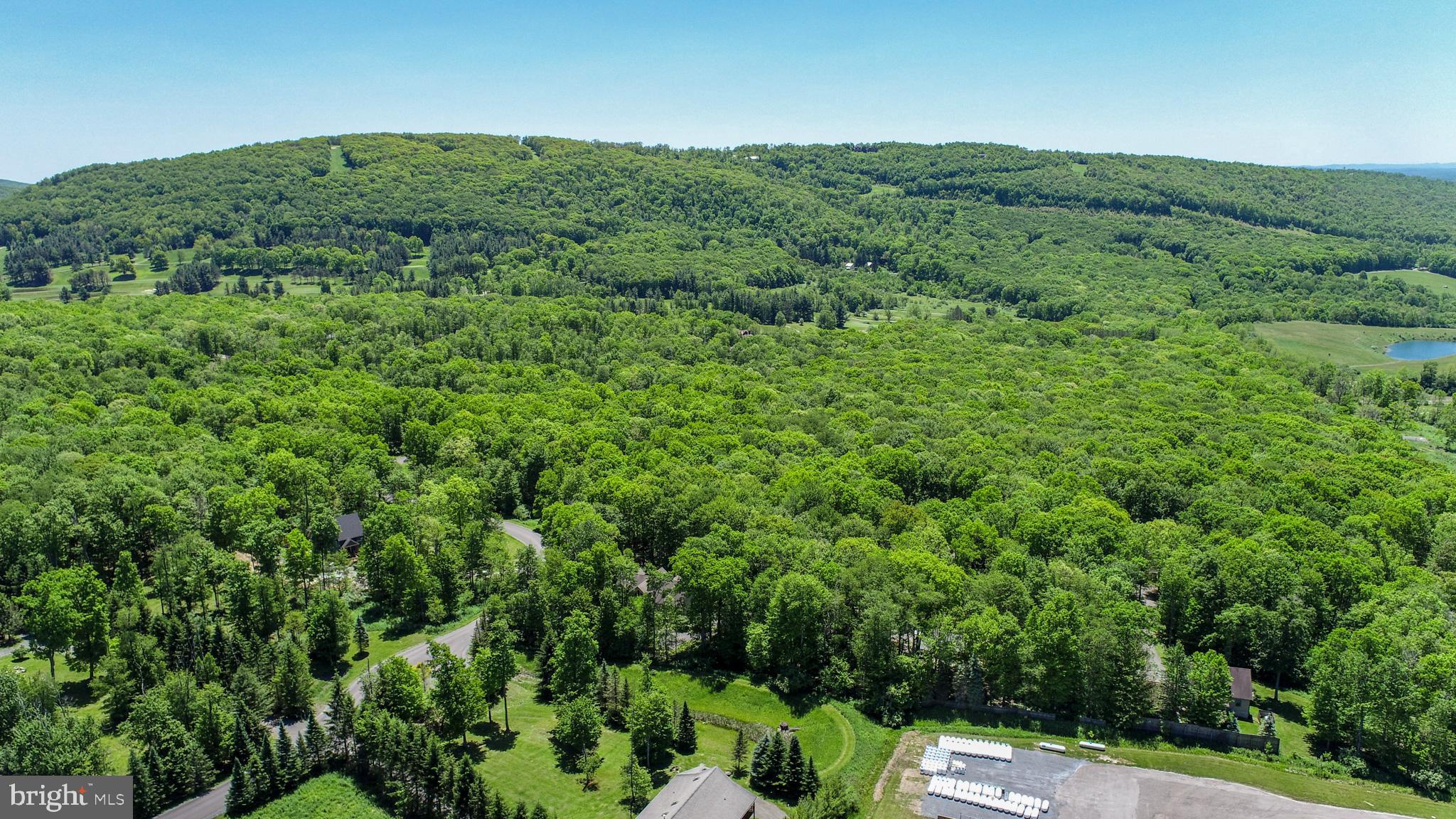 RED OAKS - Land