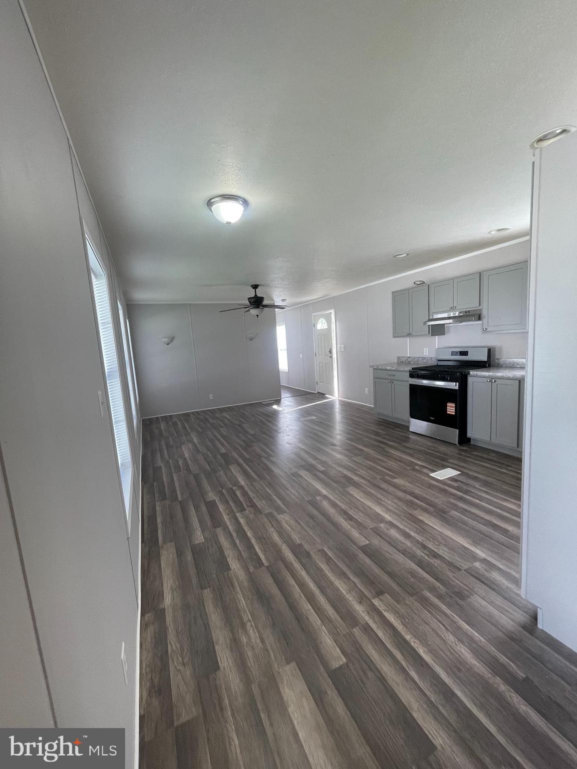 THUNDERBIRD TERRACE - Residential
