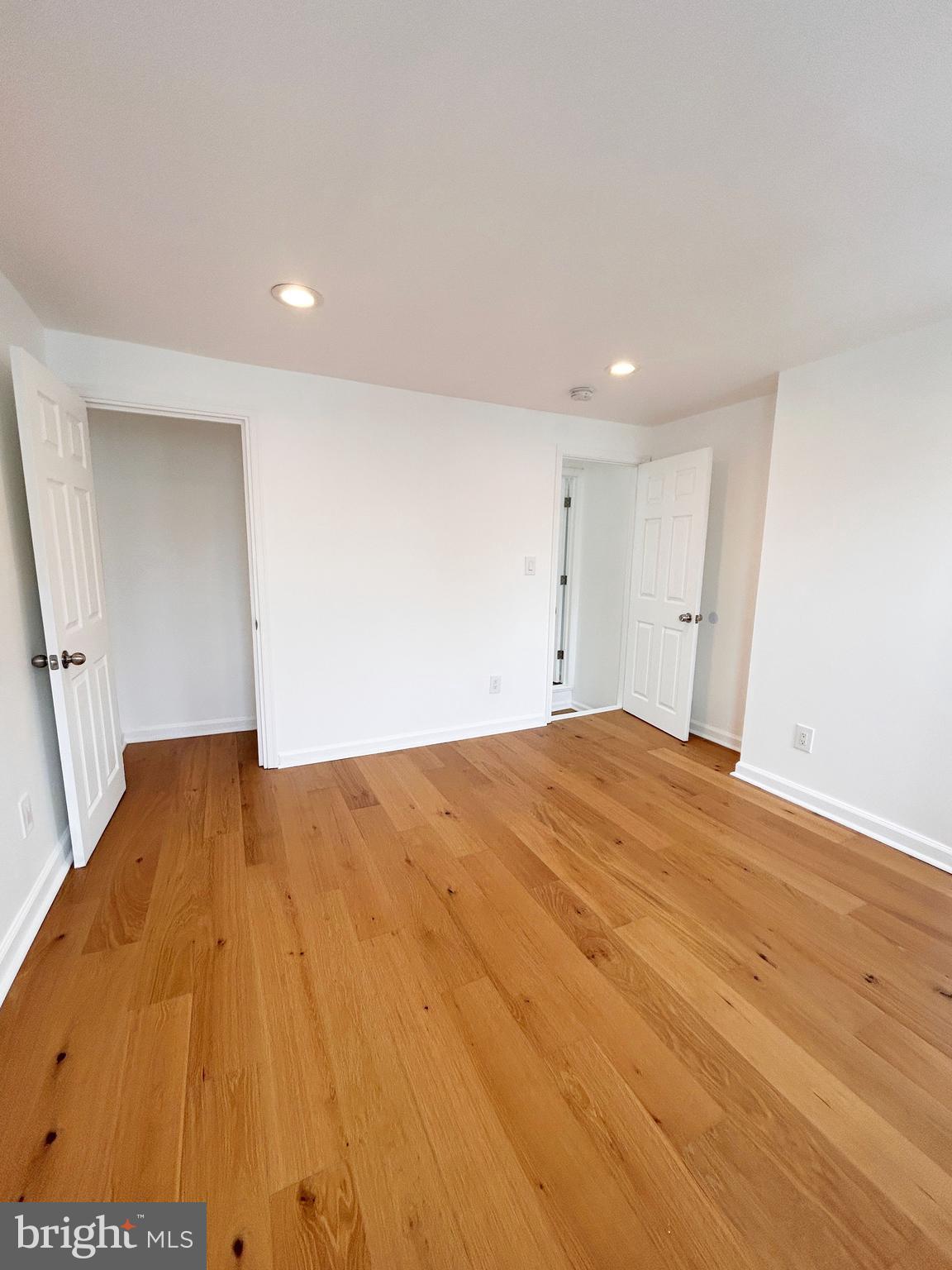 RICHMOND - Residential