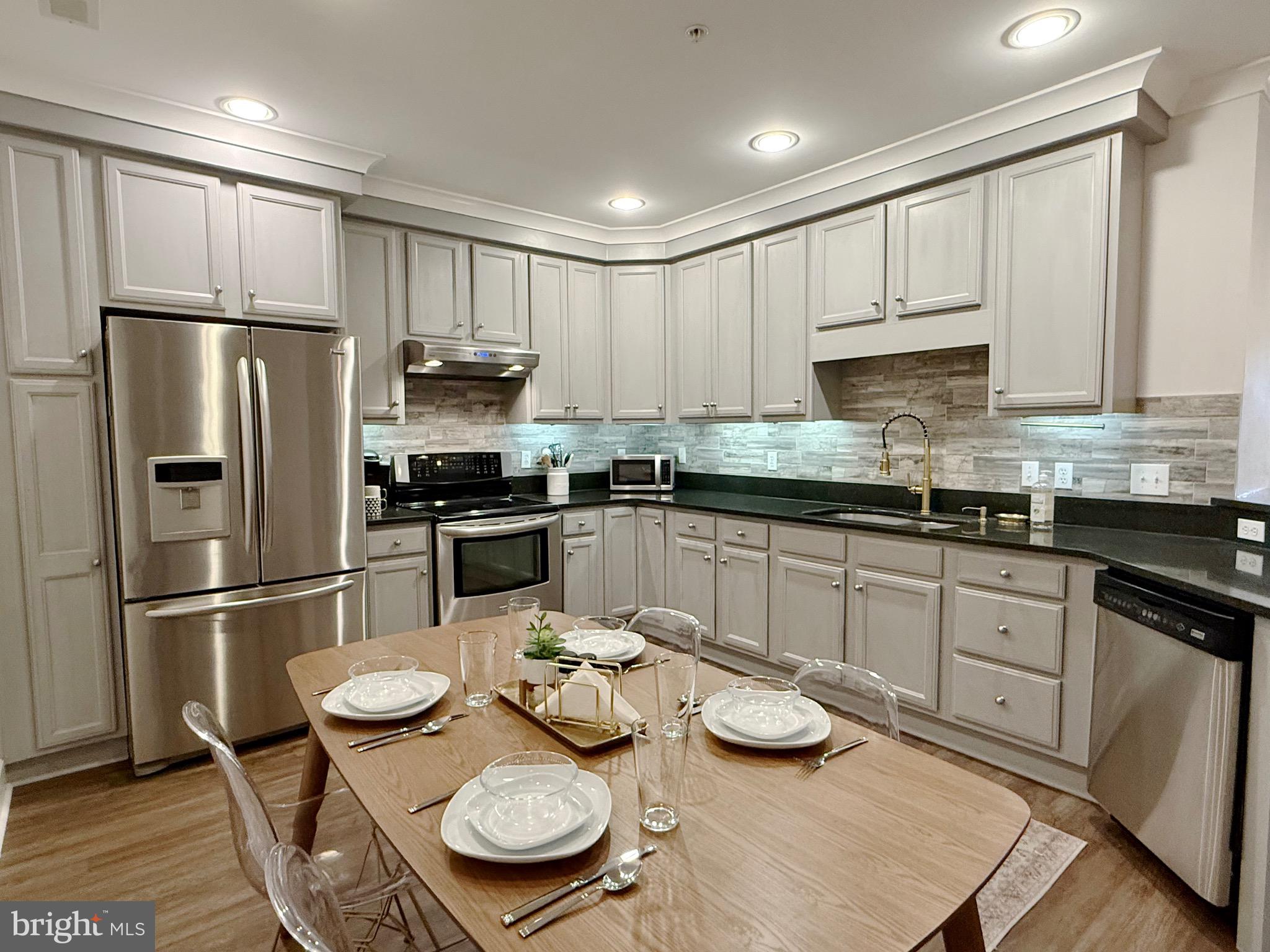 BAYSIDE - Residential