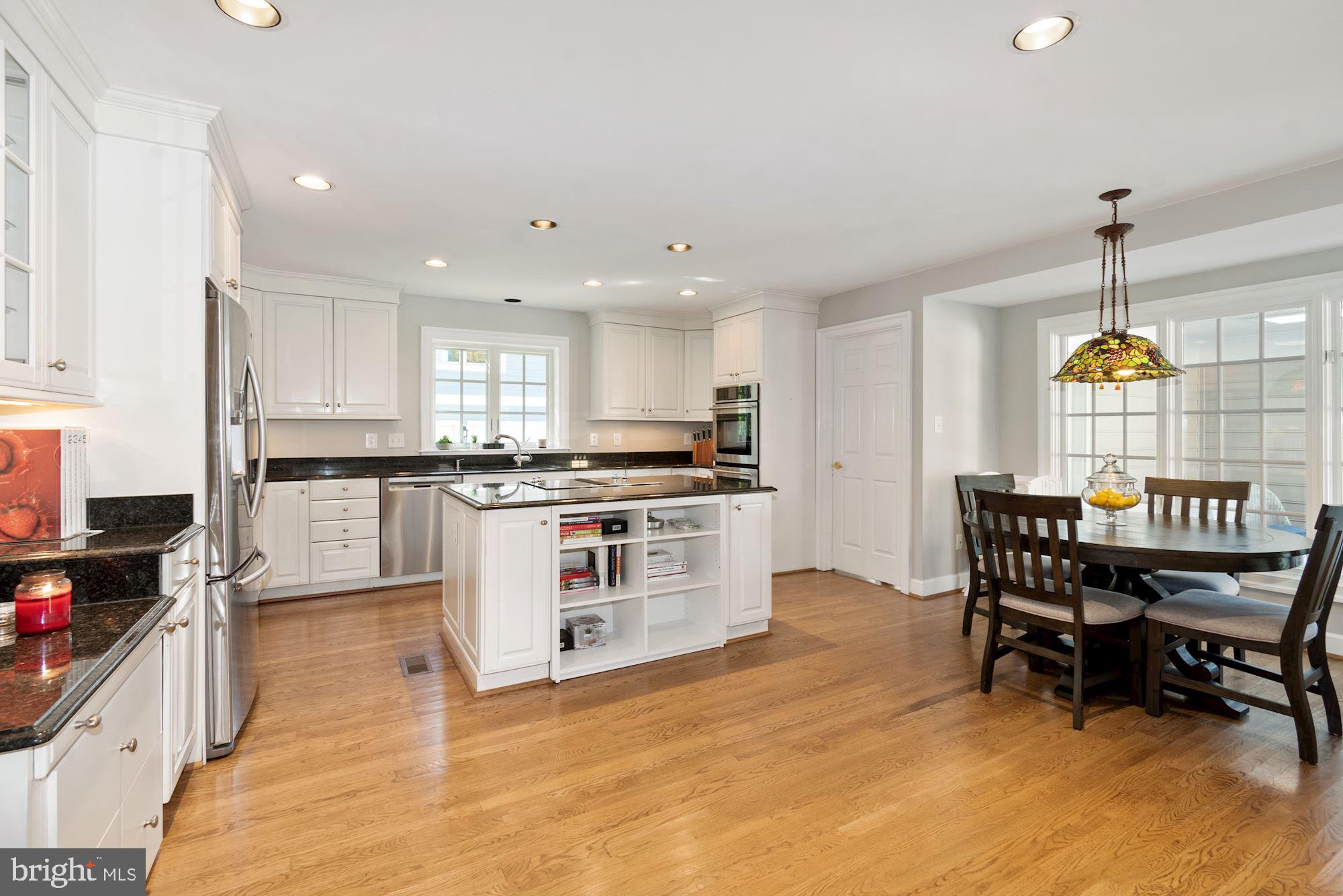 KENTLANDS - Residential