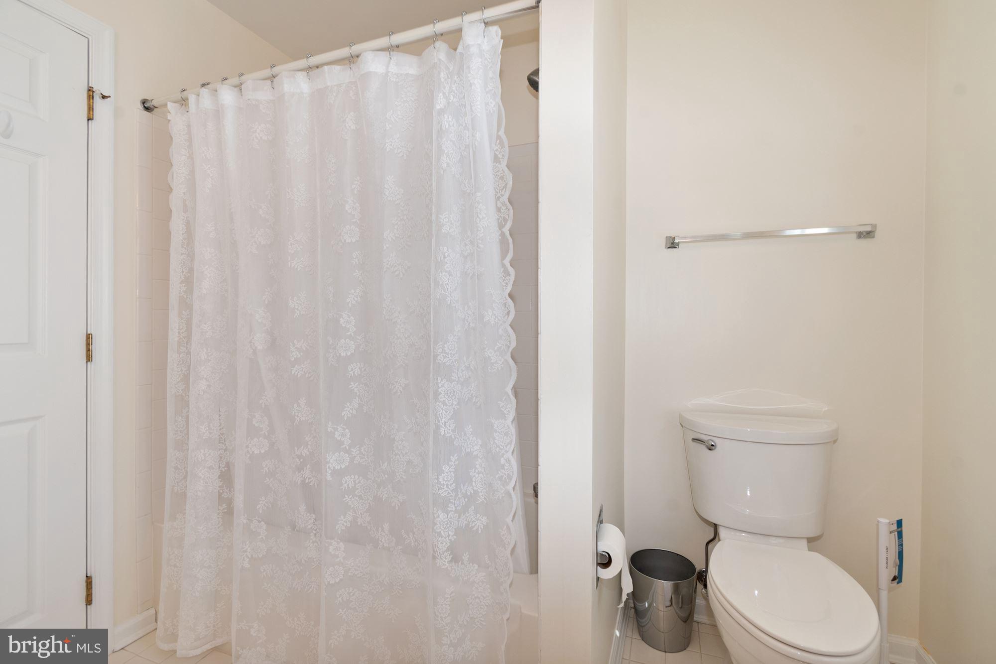 KENTLANDS - Residential