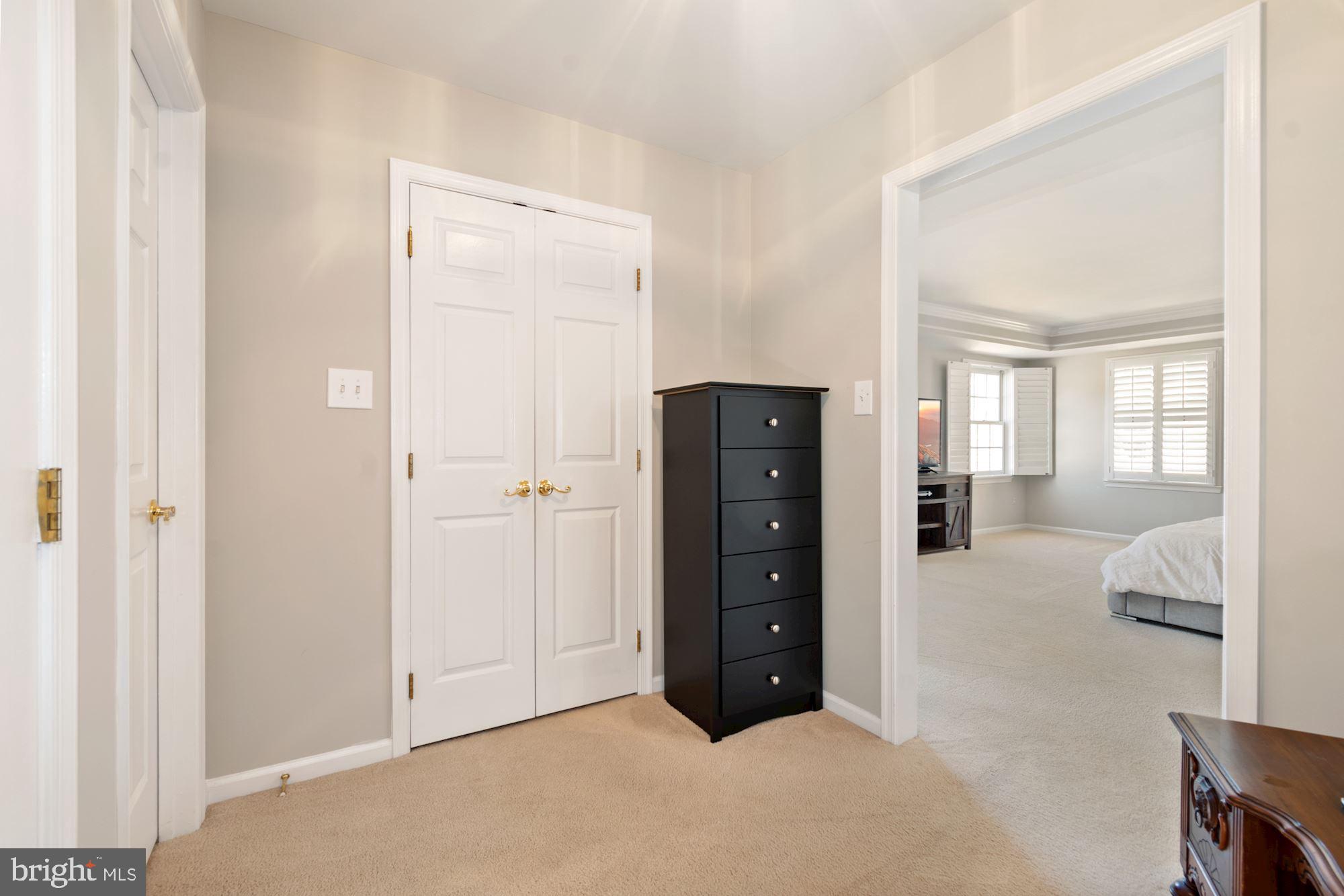 KENTLANDS - Residential