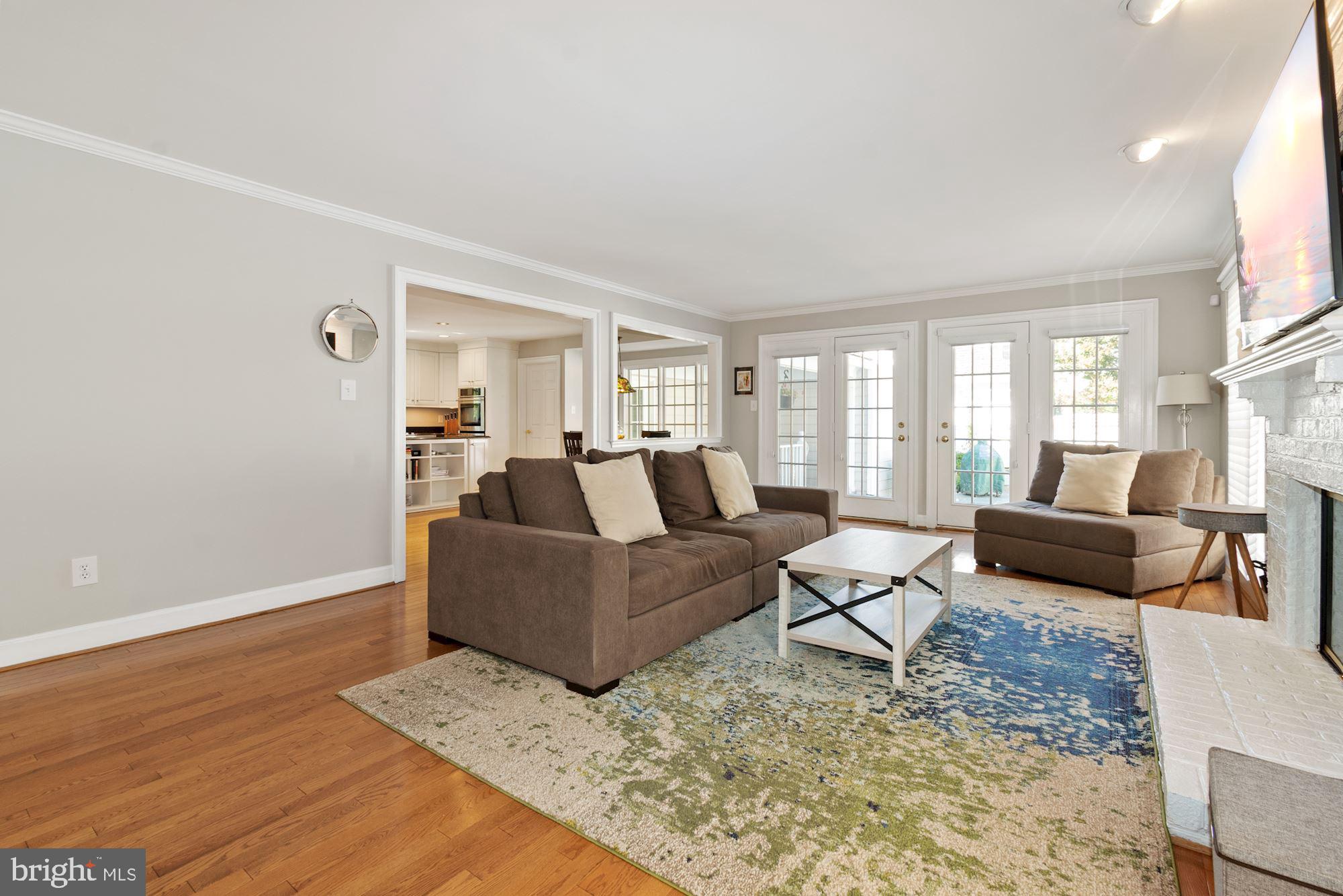 KENTLANDS - Residential