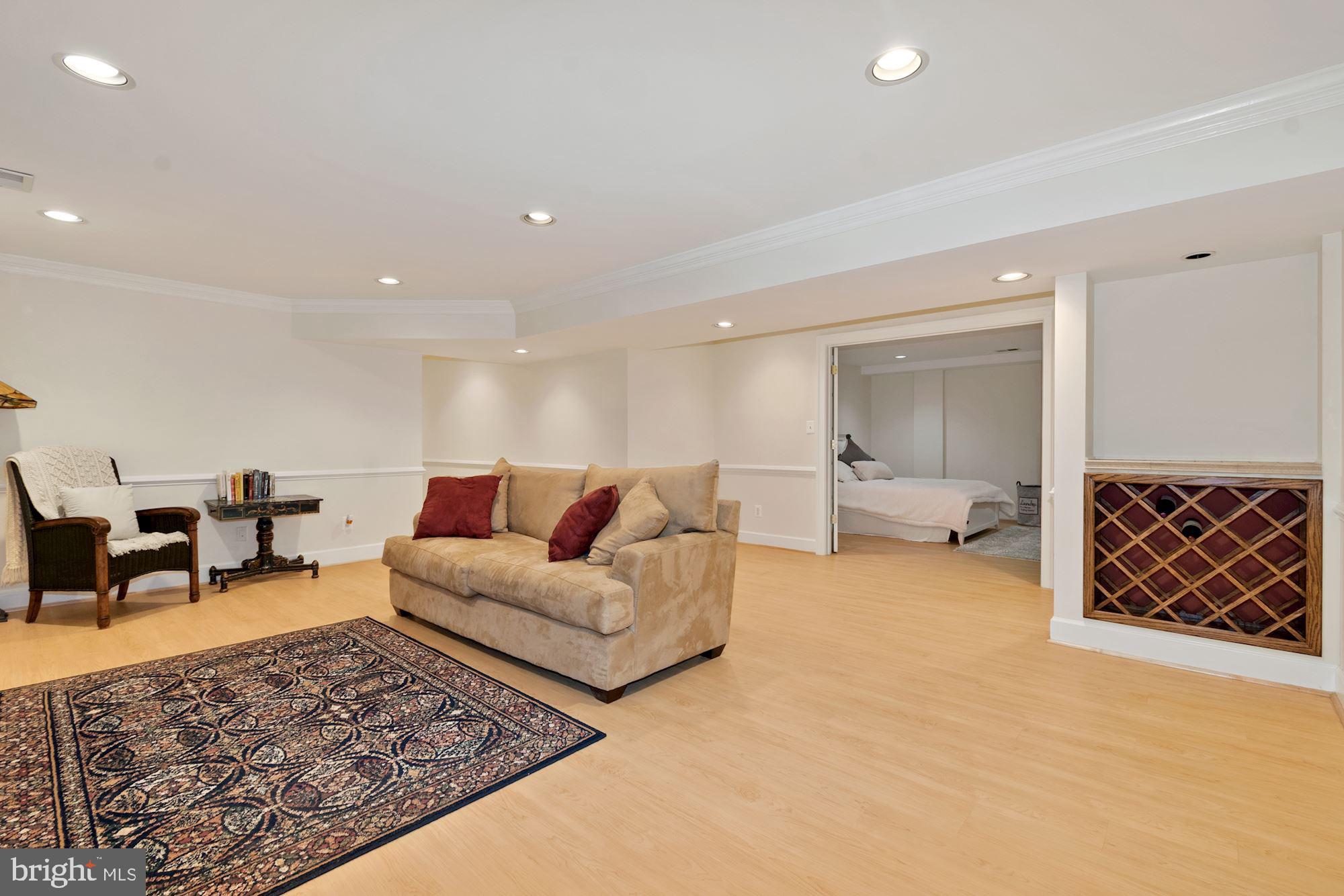 KENTLANDS - Residential