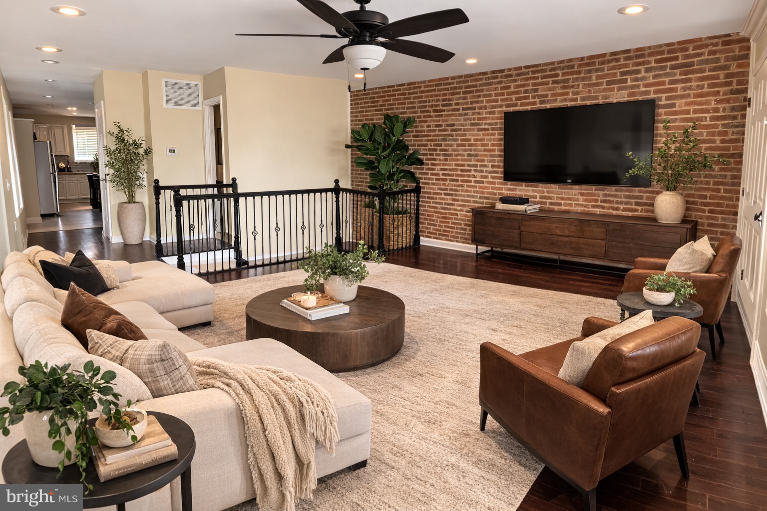 PATTERSON PLACE - Residential