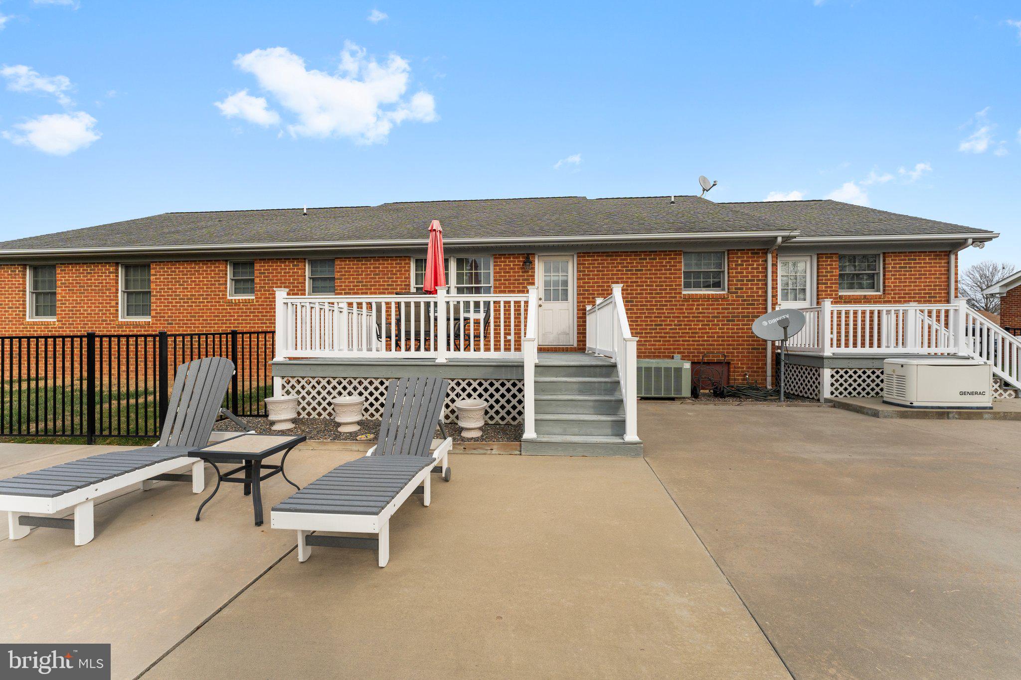 COLLEGE PARK II - Residential