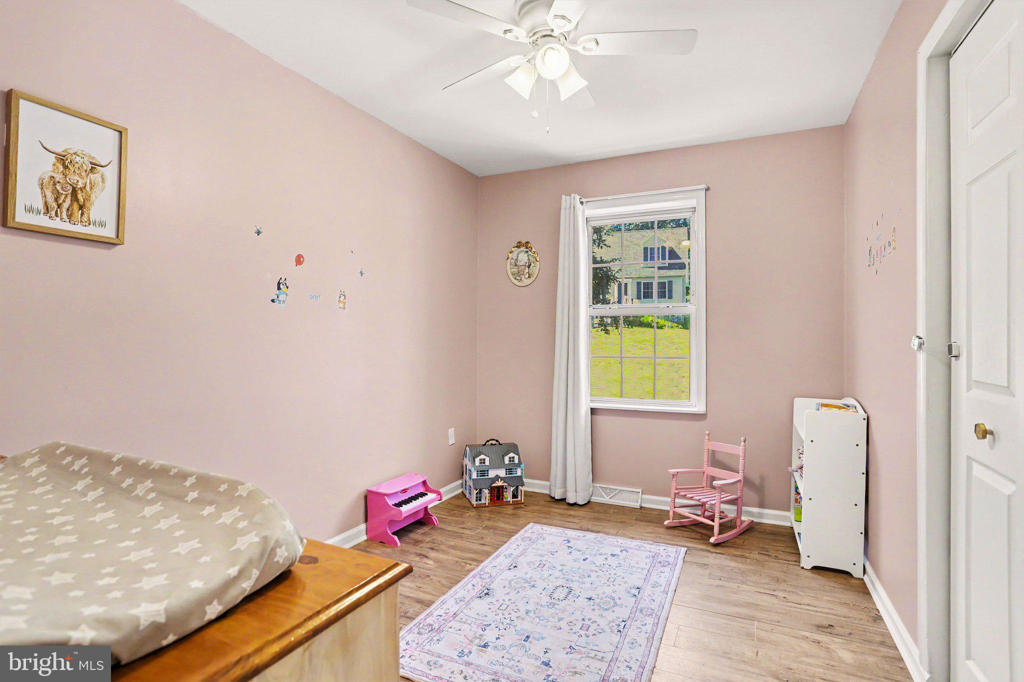 GOLDSBORO MANOR - Residential