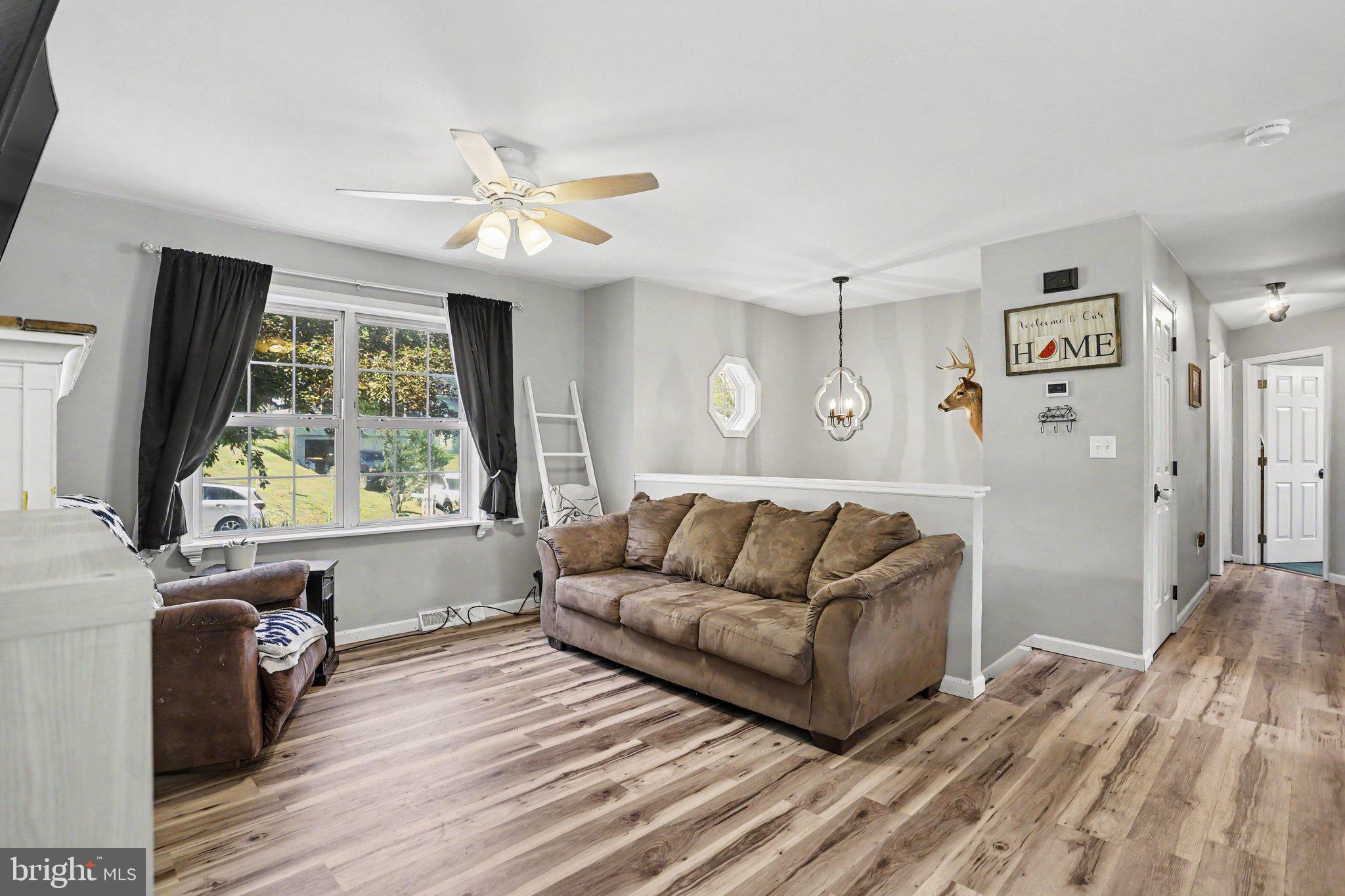 GOLDSBORO MANOR - Residential
