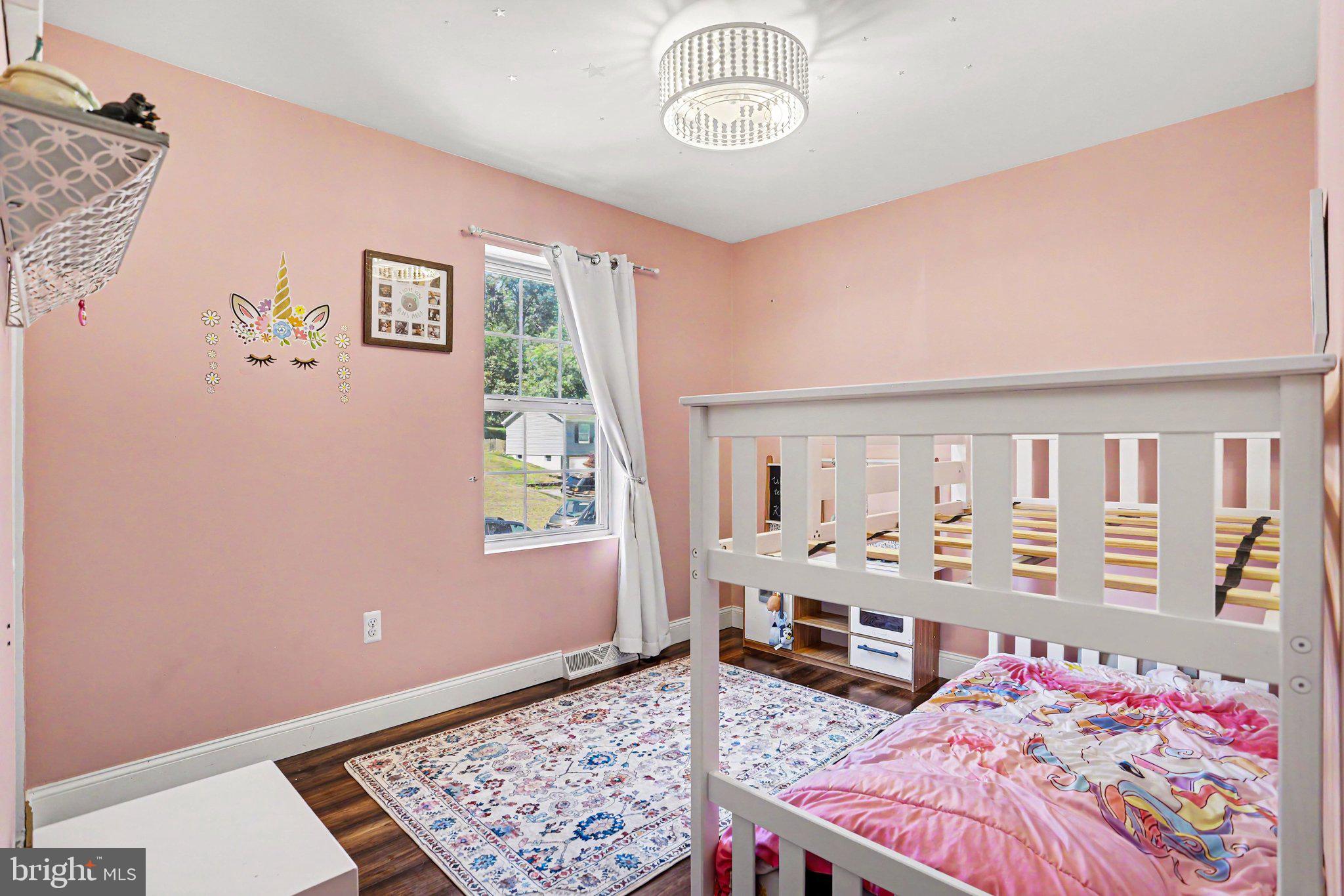 GOLDSBORO MANOR - Residential