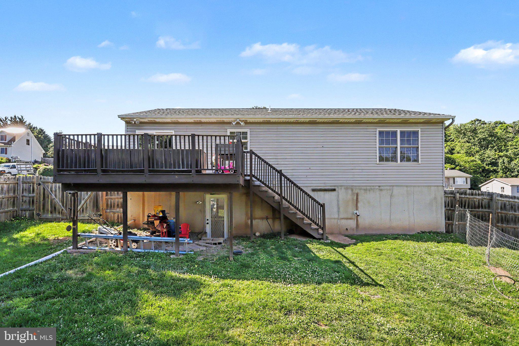 GOLDSBORO MANOR - Residential