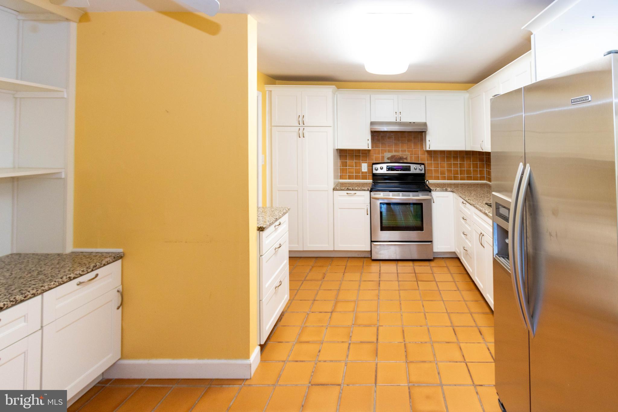 PIKESVILLE - Residential