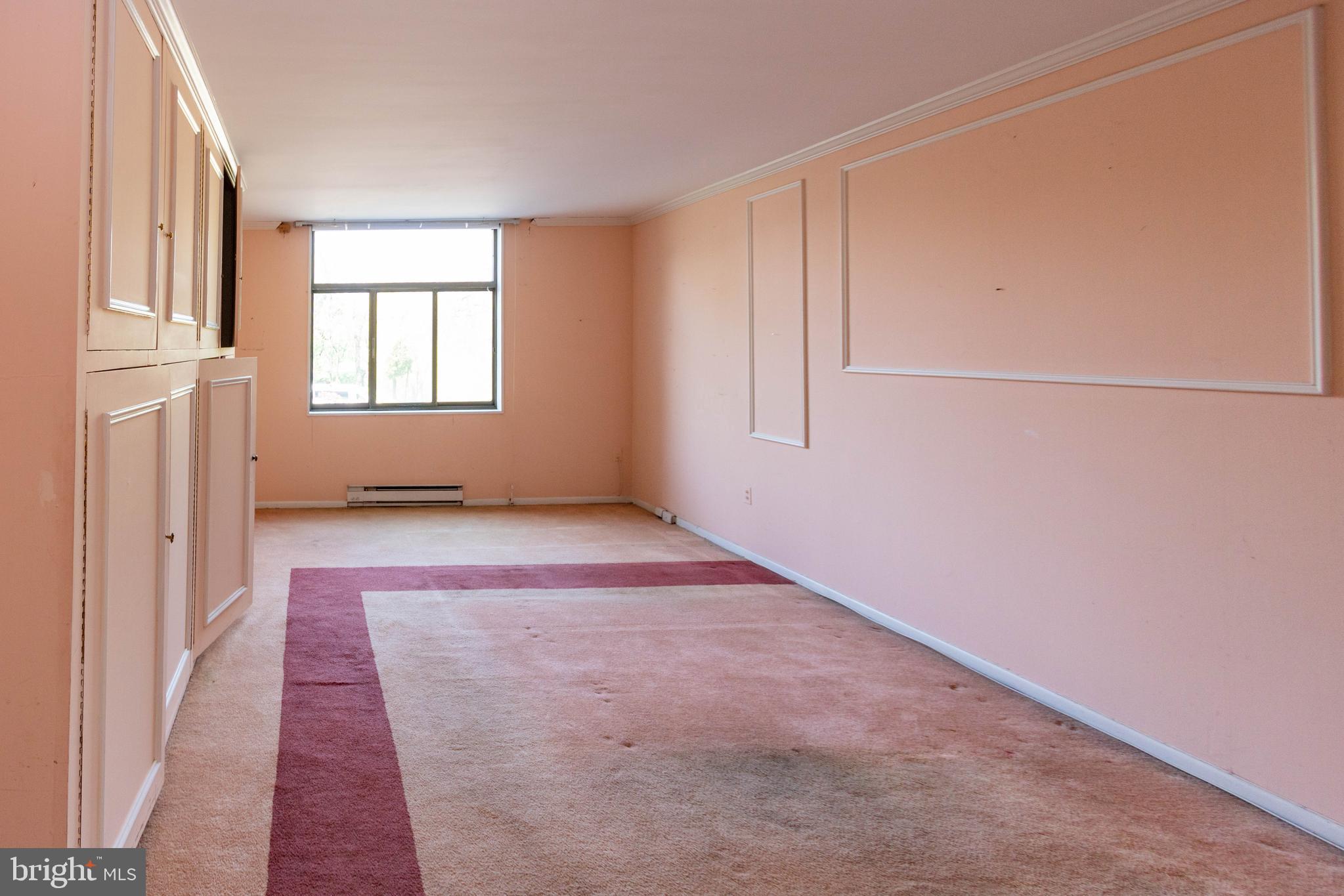 PIKESVILLE - Residential