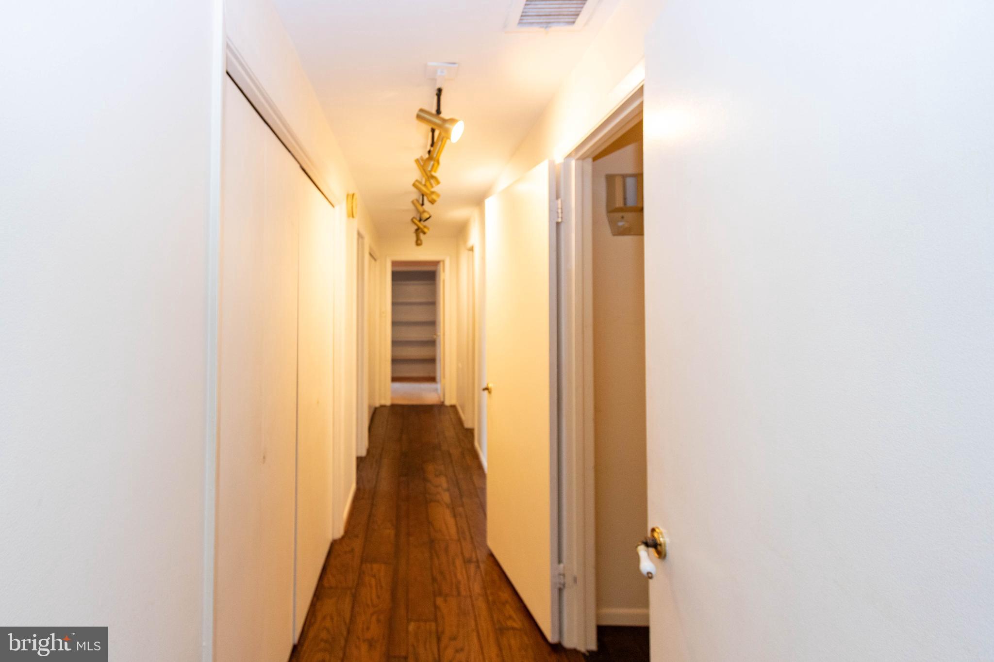 PIKESVILLE - Residential
