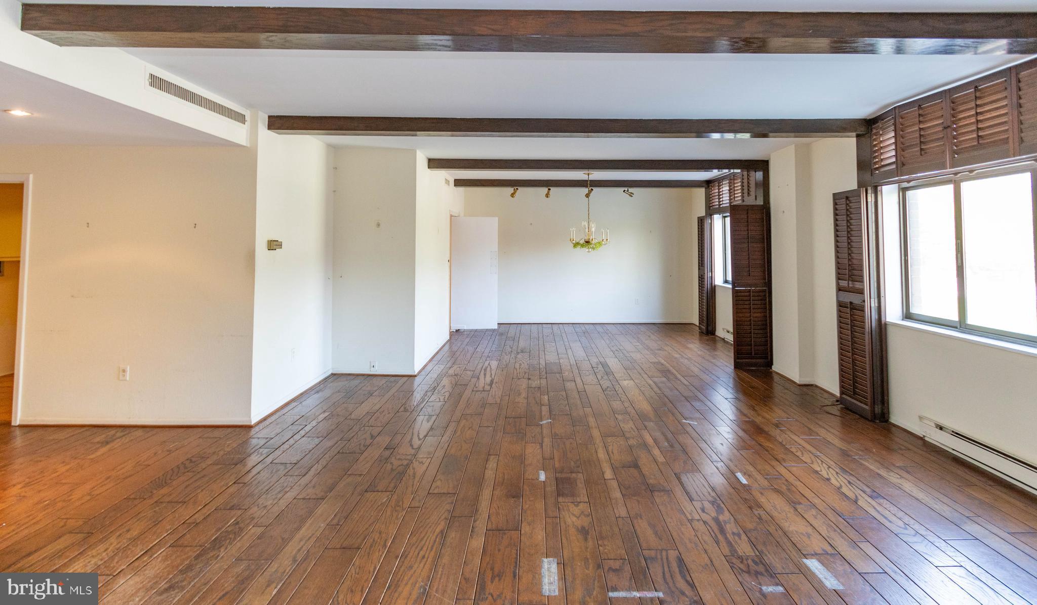 PIKESVILLE - Residential