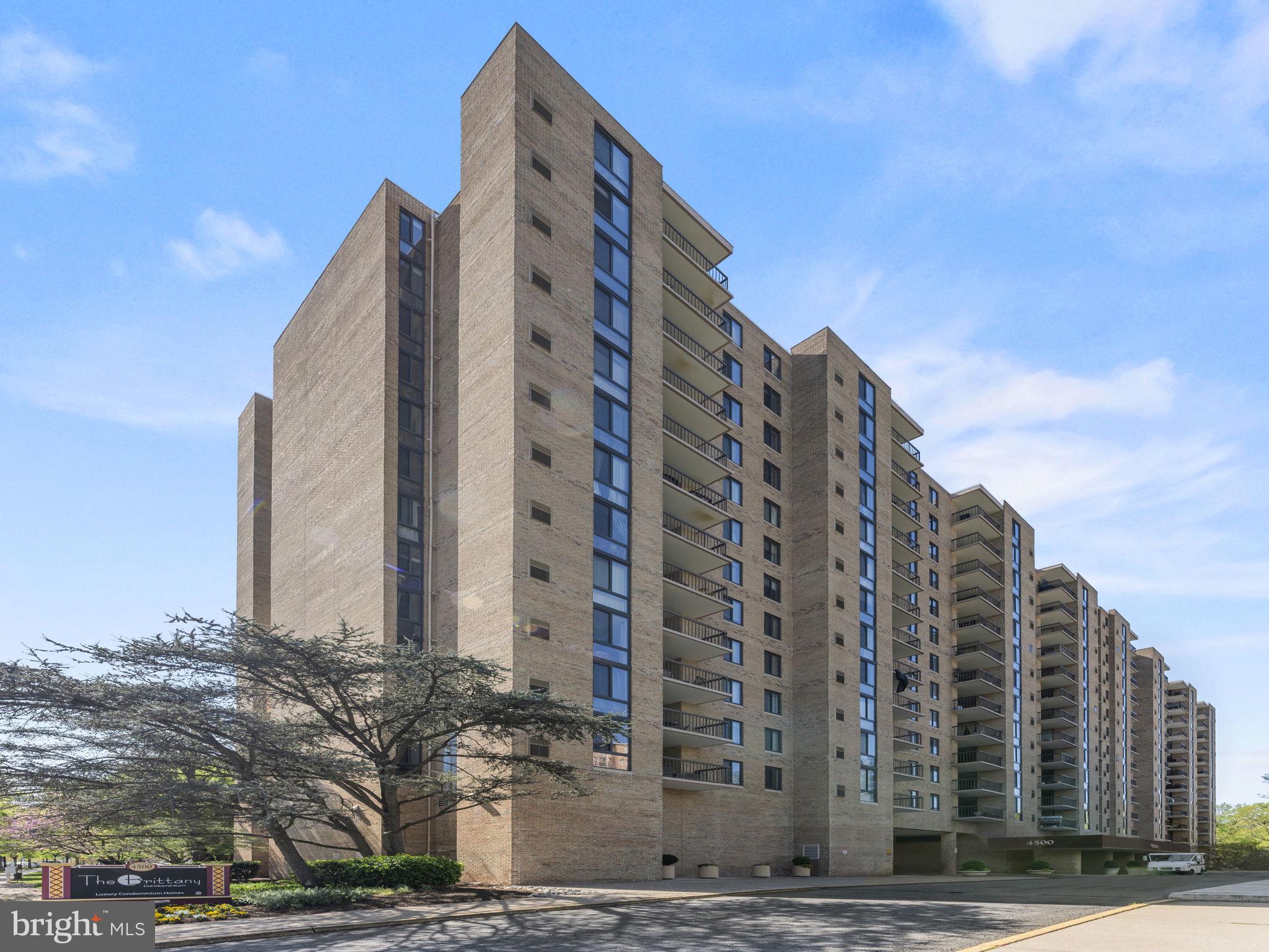 CENTURY SOUTH - Residential Lease