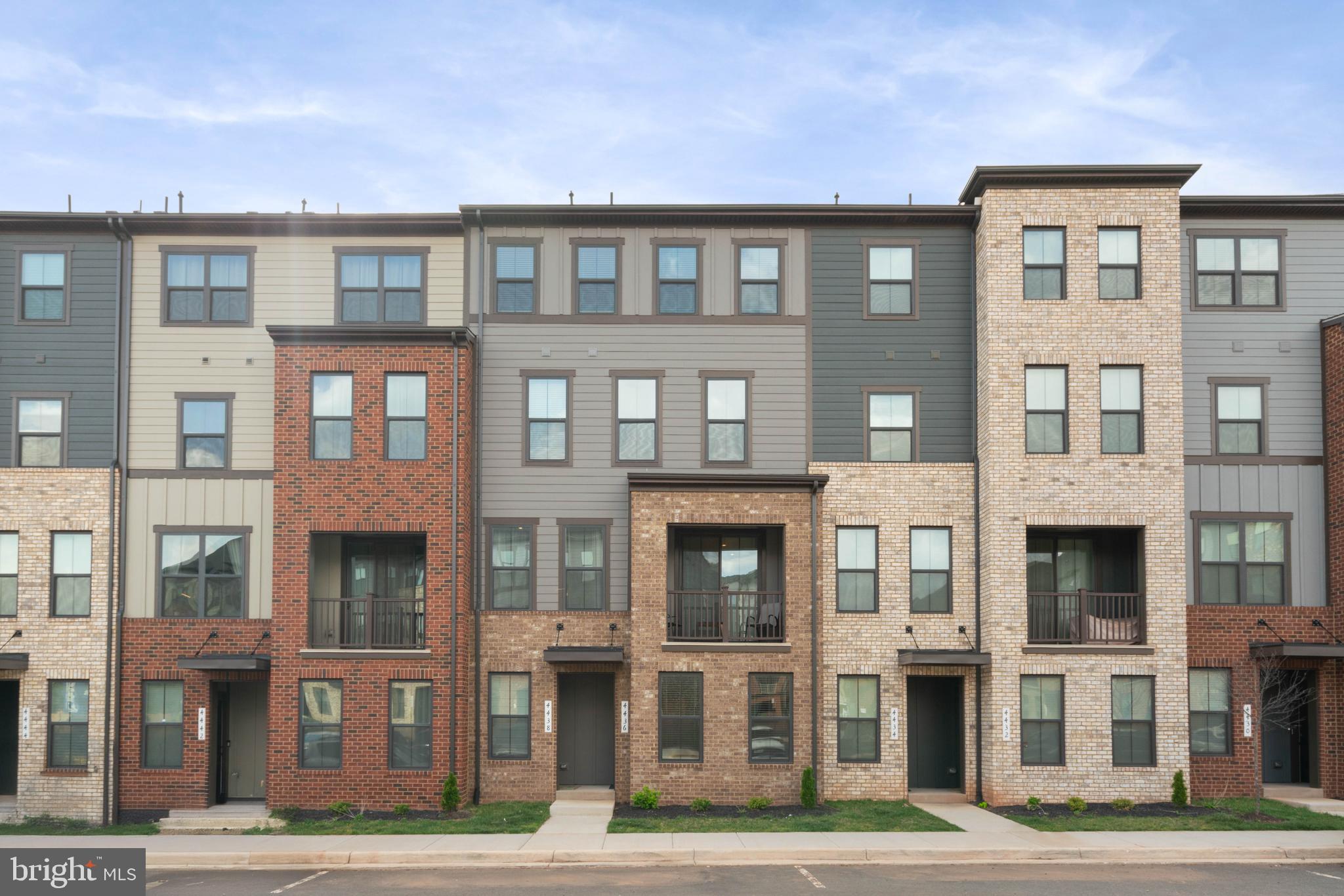 ELLIPSE AT WESTFIELDS - Residential