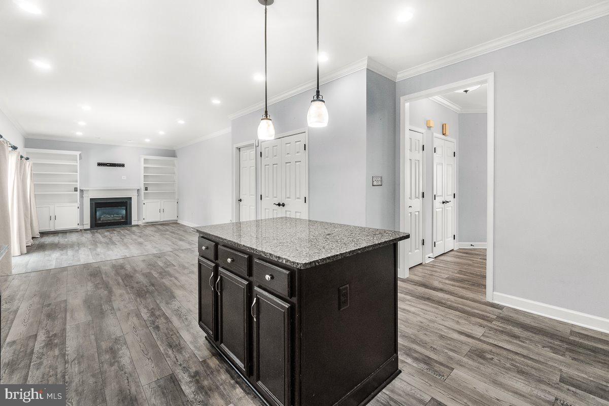 SPRING RIDGE - Residential