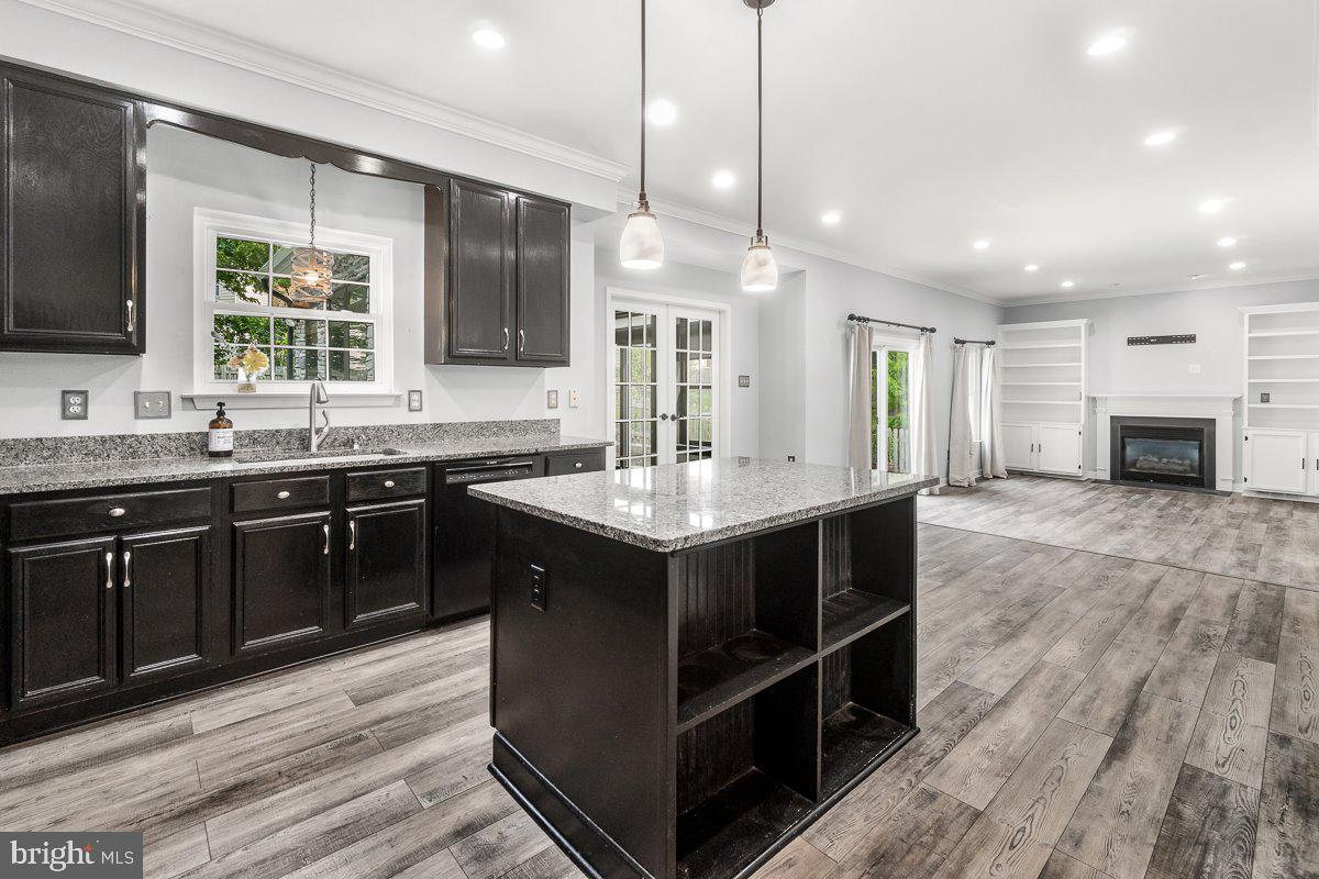 SPRING RIDGE - Residential