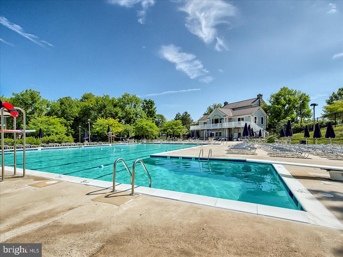 SPRING RIDGE - Residential