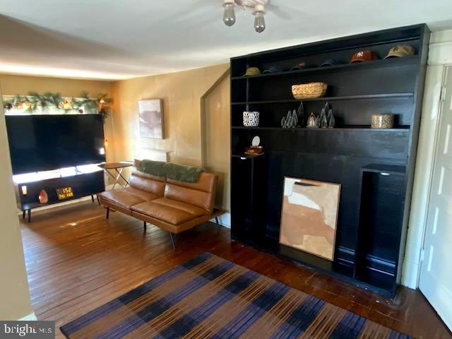 SOUTH HILLS - Residential