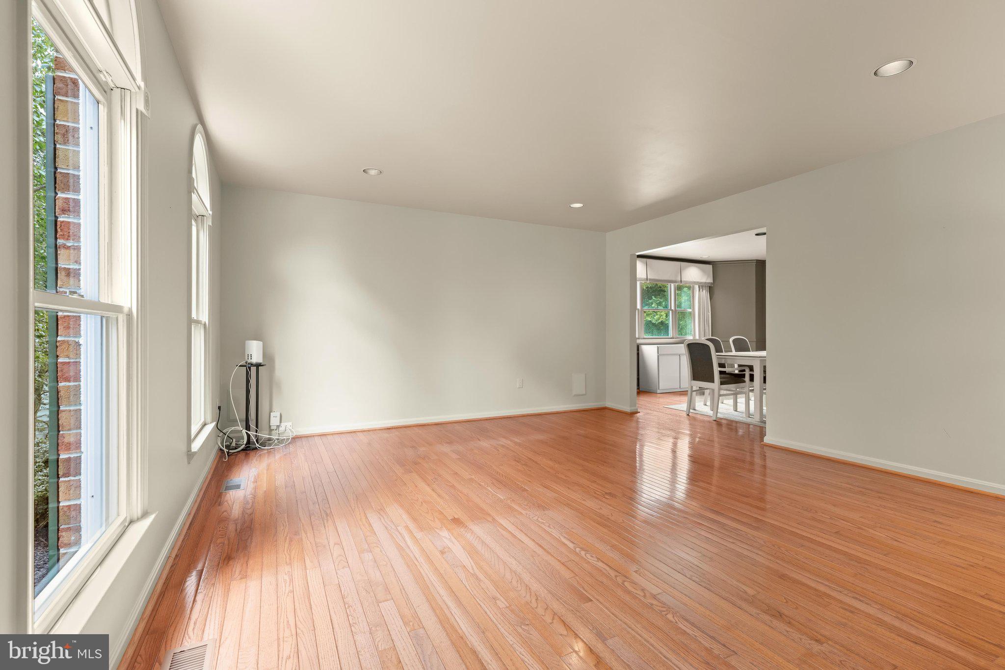 WORTHINGTON PARK - Residential