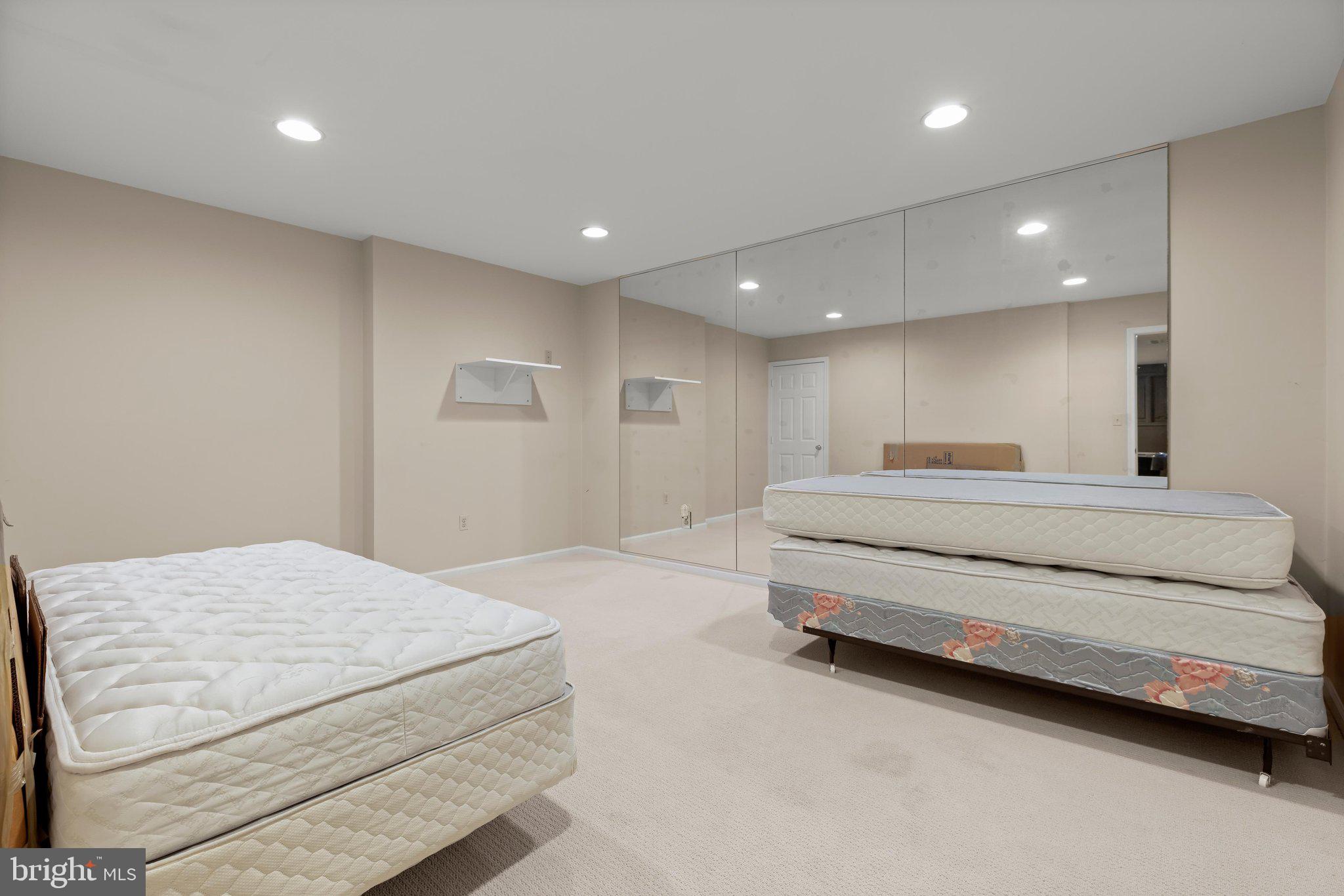 WORTHINGTON PARK - Residential