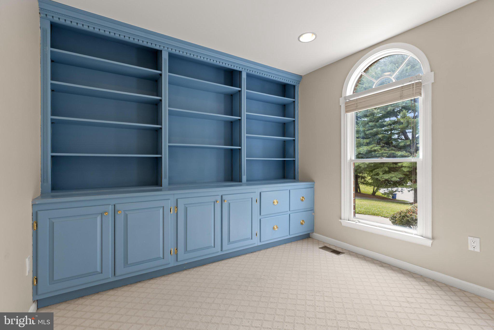 WORTHINGTON PARK - Residential
