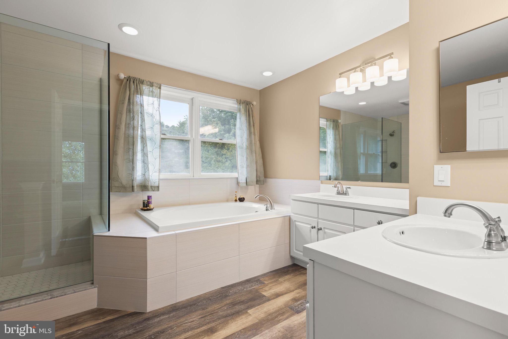 WORTHINGTON PARK - Residential