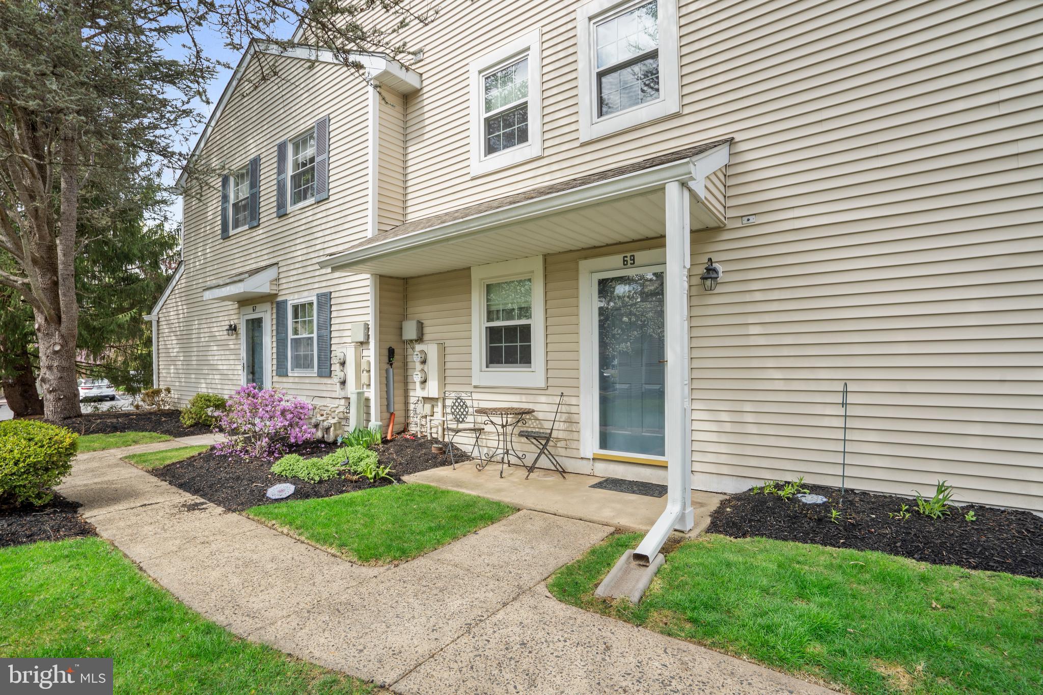 BELMONT STATION - Residential