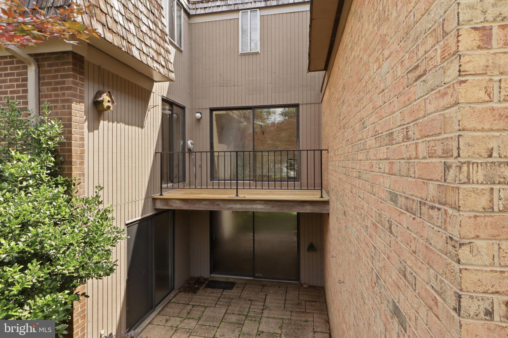 STEDWICK TOWNHOUSES - Residential