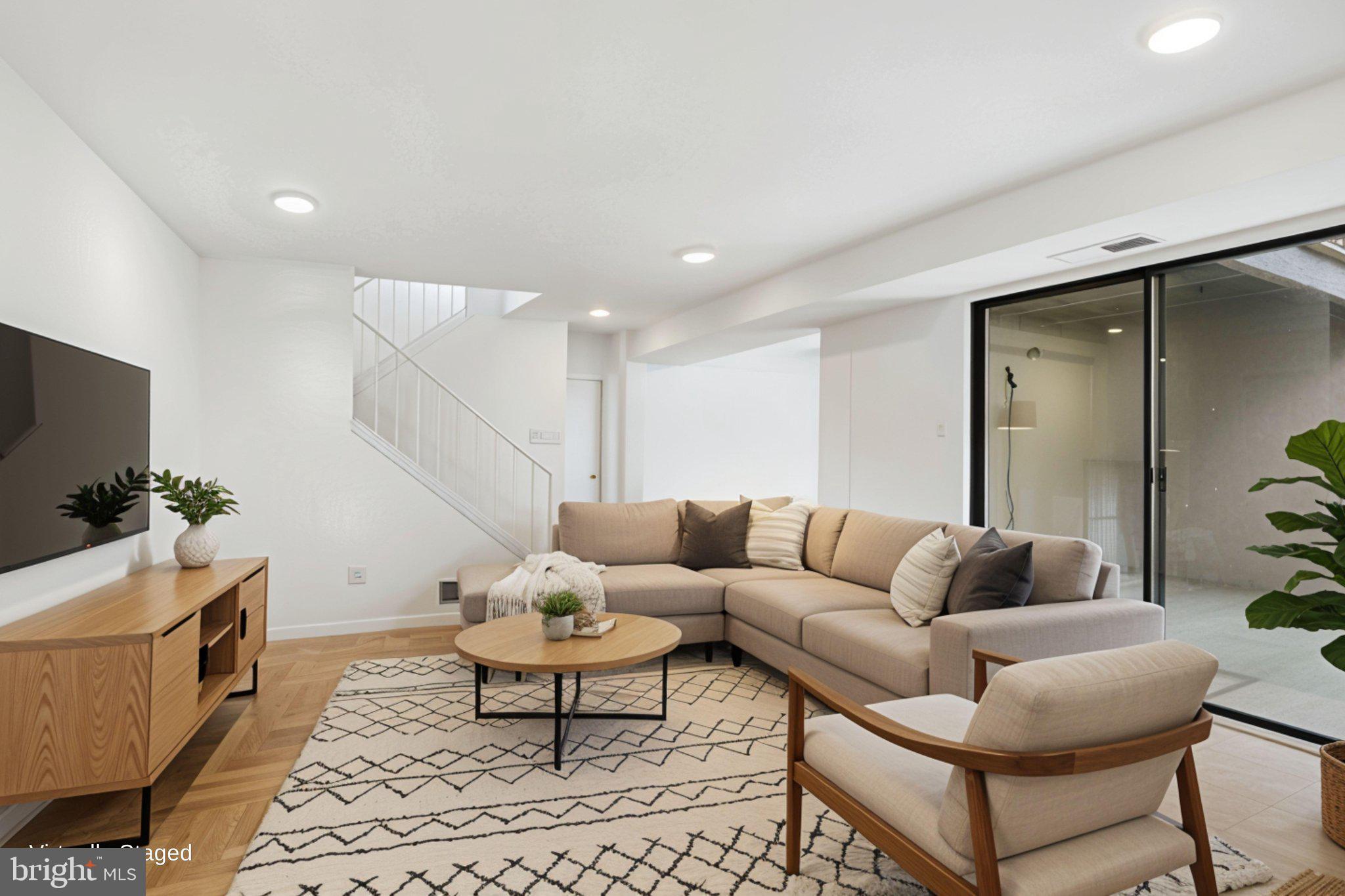 STEDWICK TOWNHOUSES - Residential