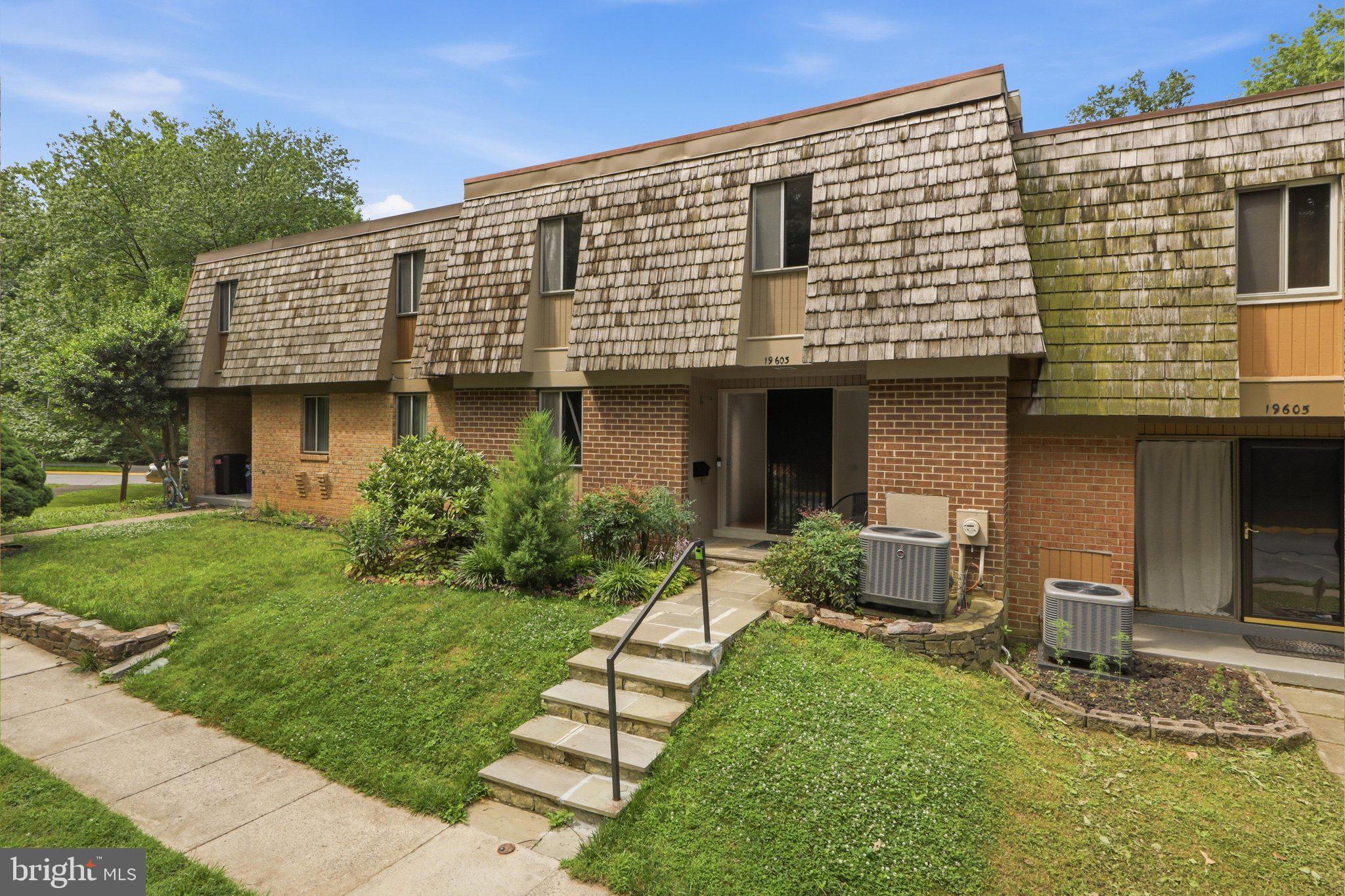 STEDWICK TOWNHOUSES - Residential