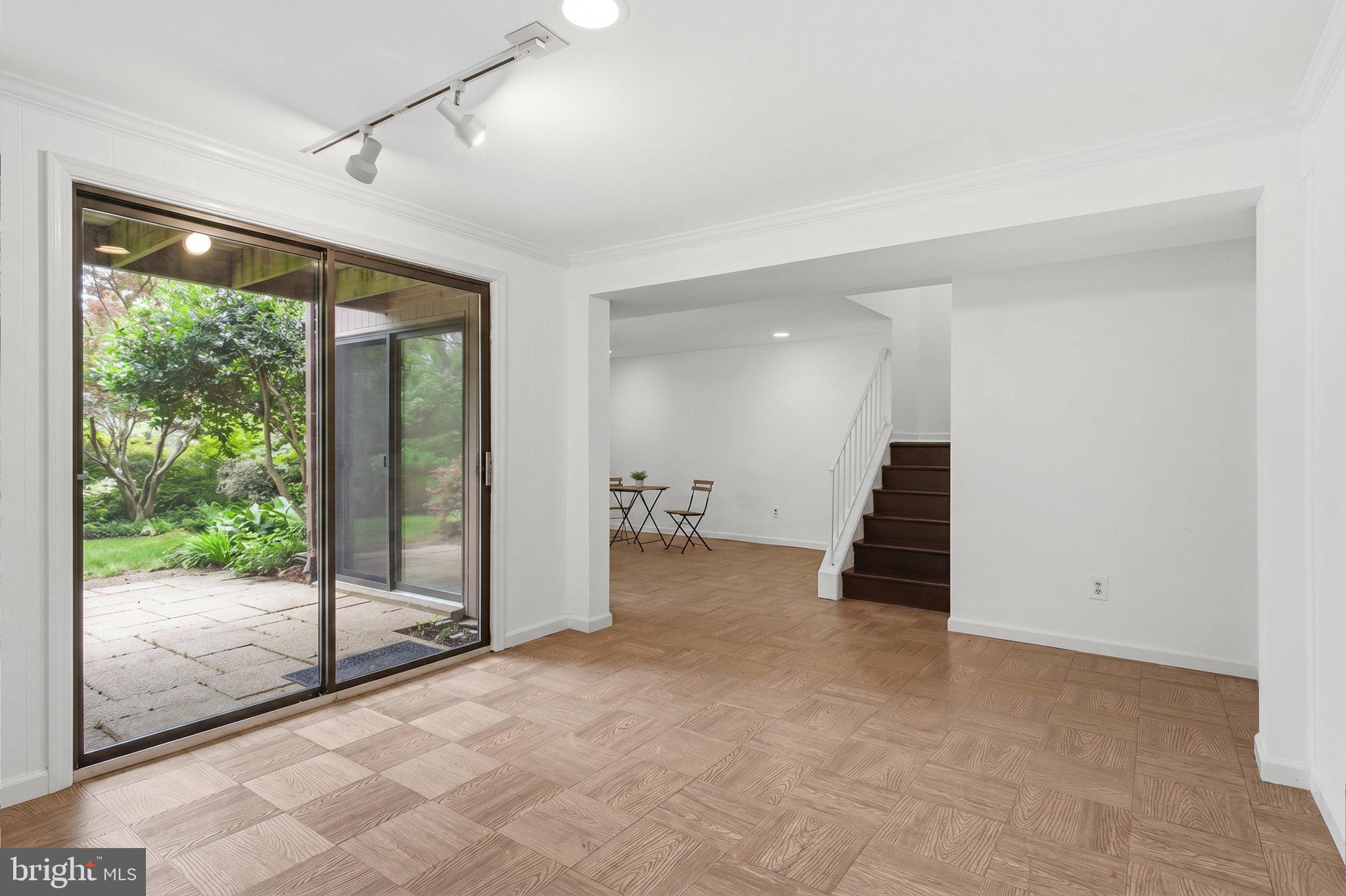 STEDWICK TOWNHOUSES - Residential